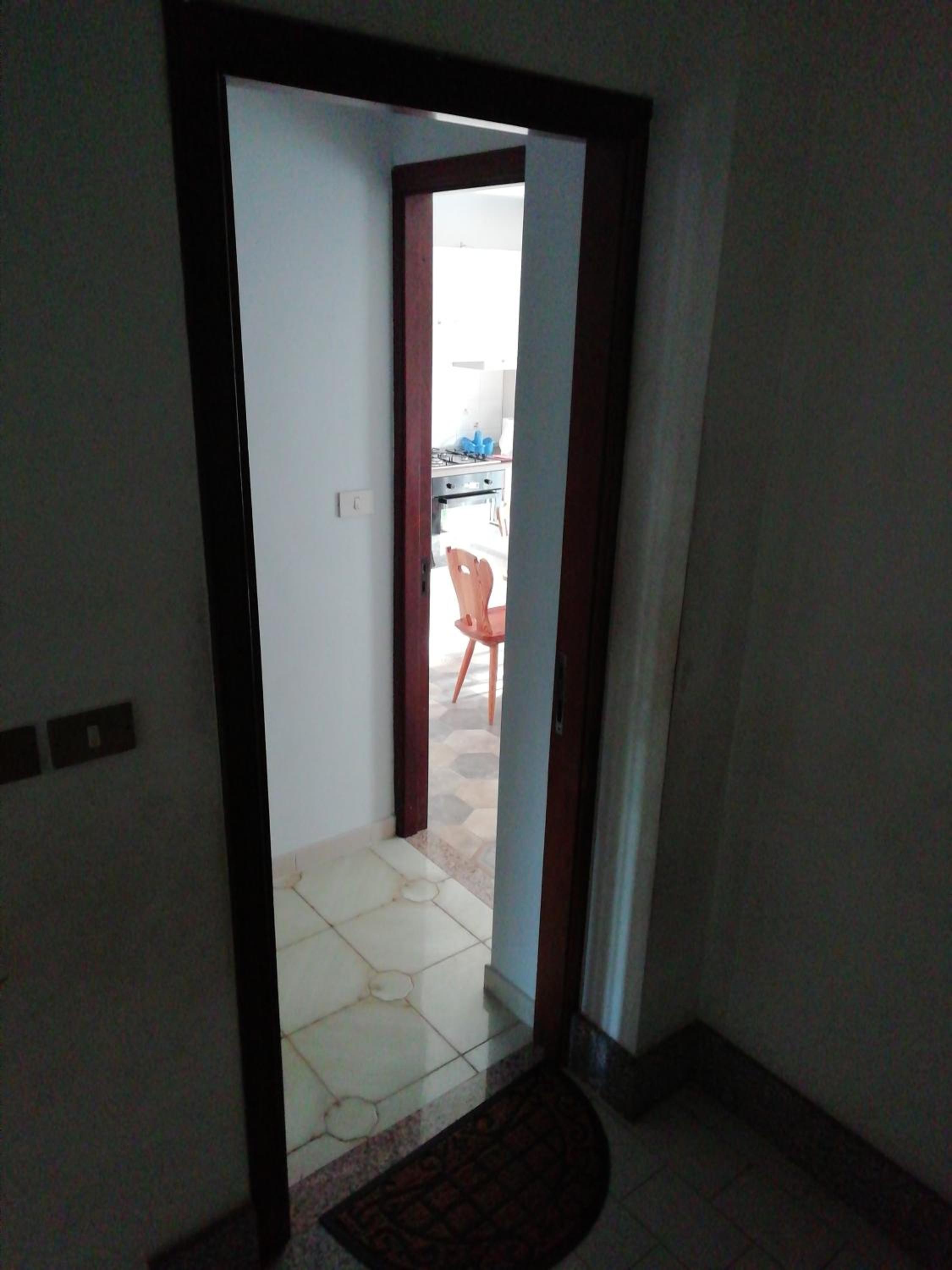 One-Bedroom House photo 1