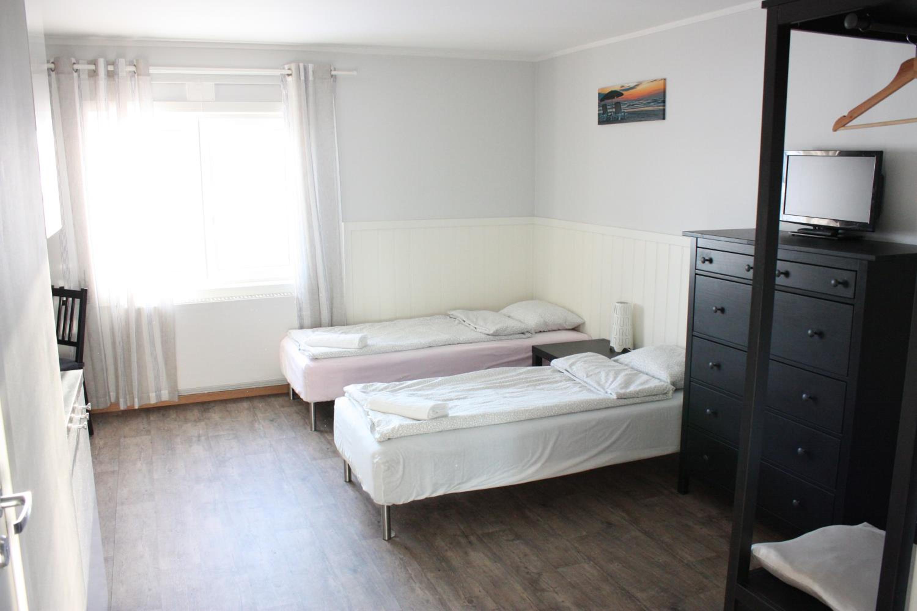 Twin Room with Private Bathroom