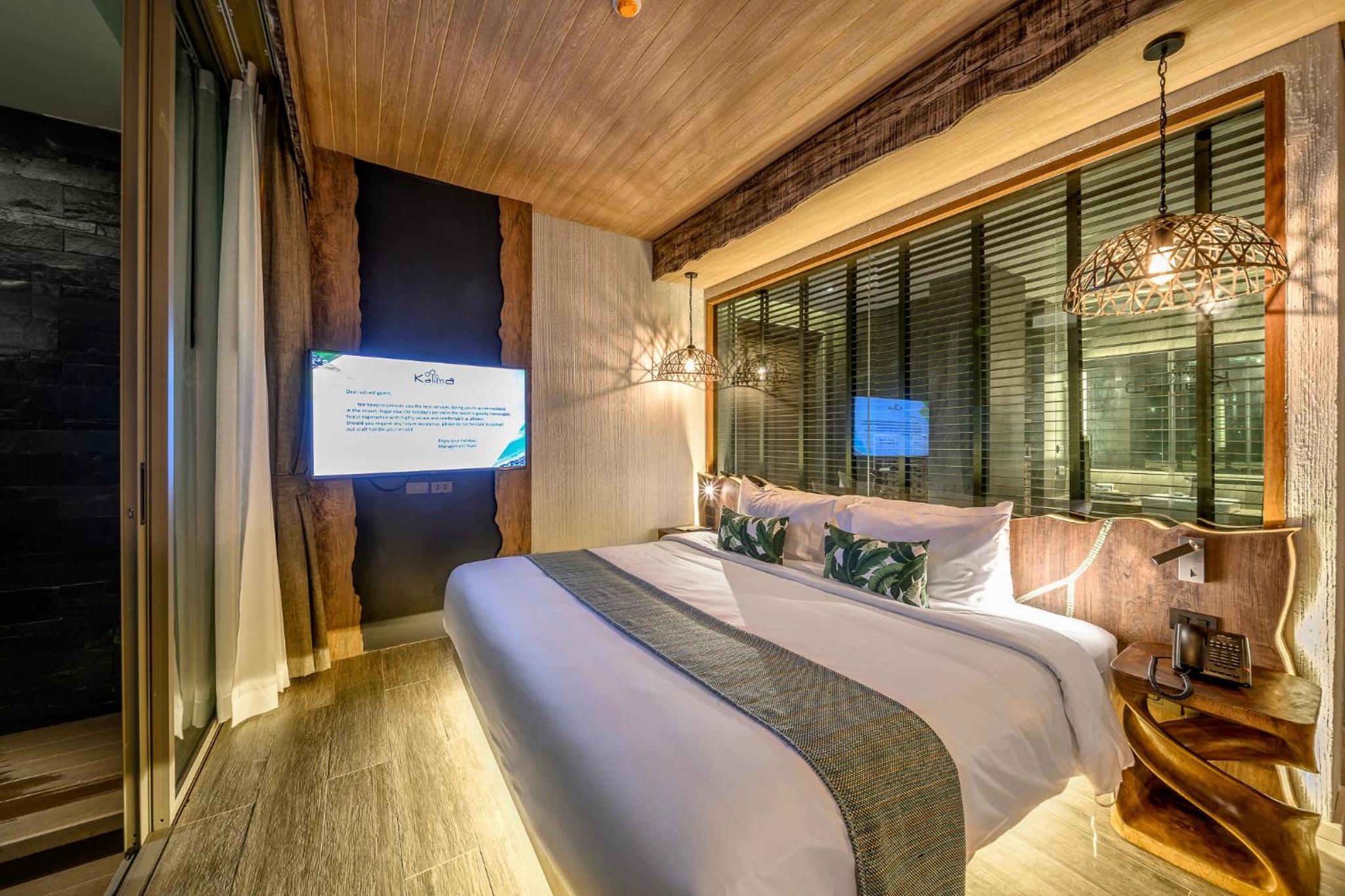 Two-Bedroom Suite with Pool