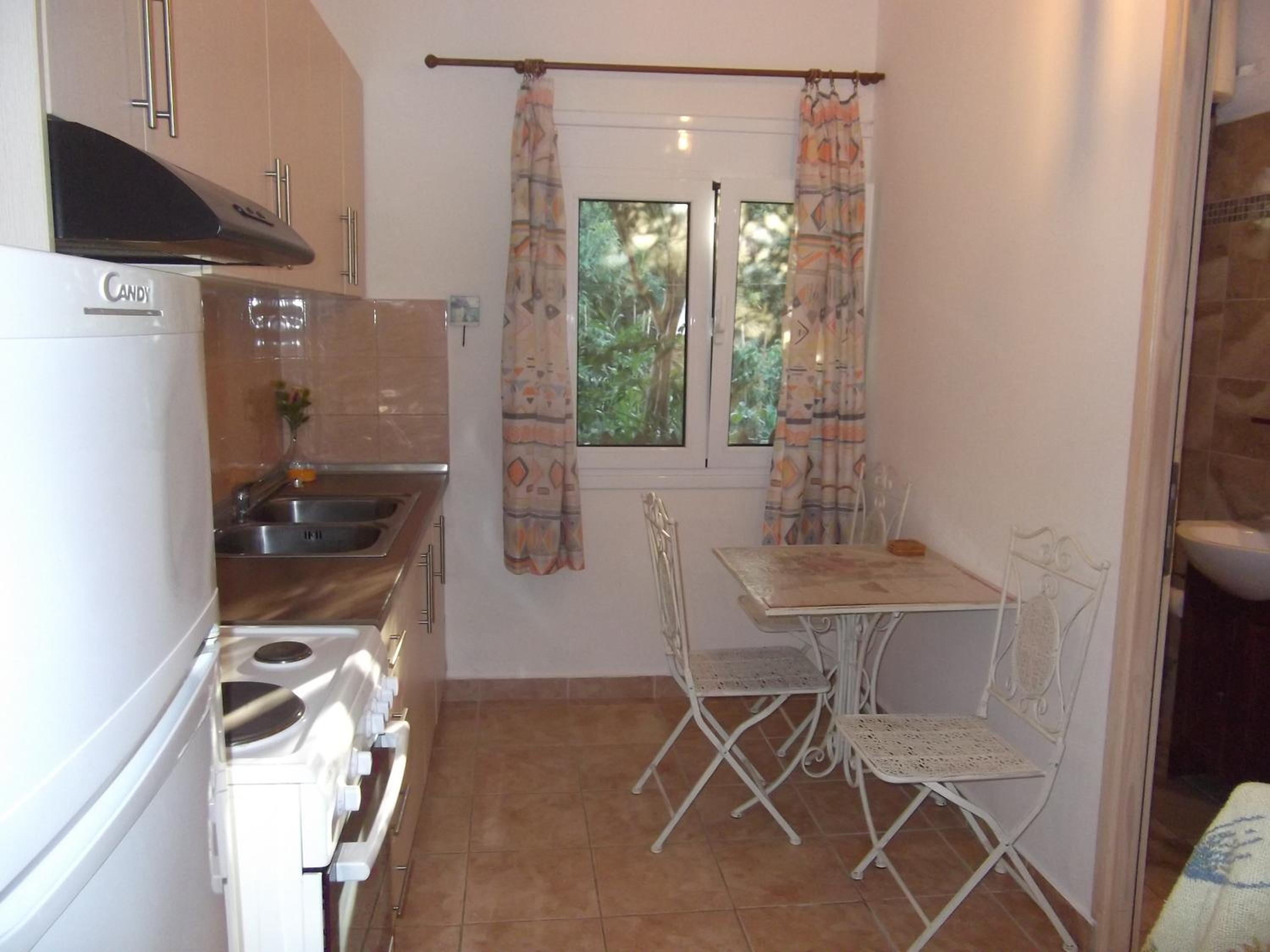 Apartment photo 3