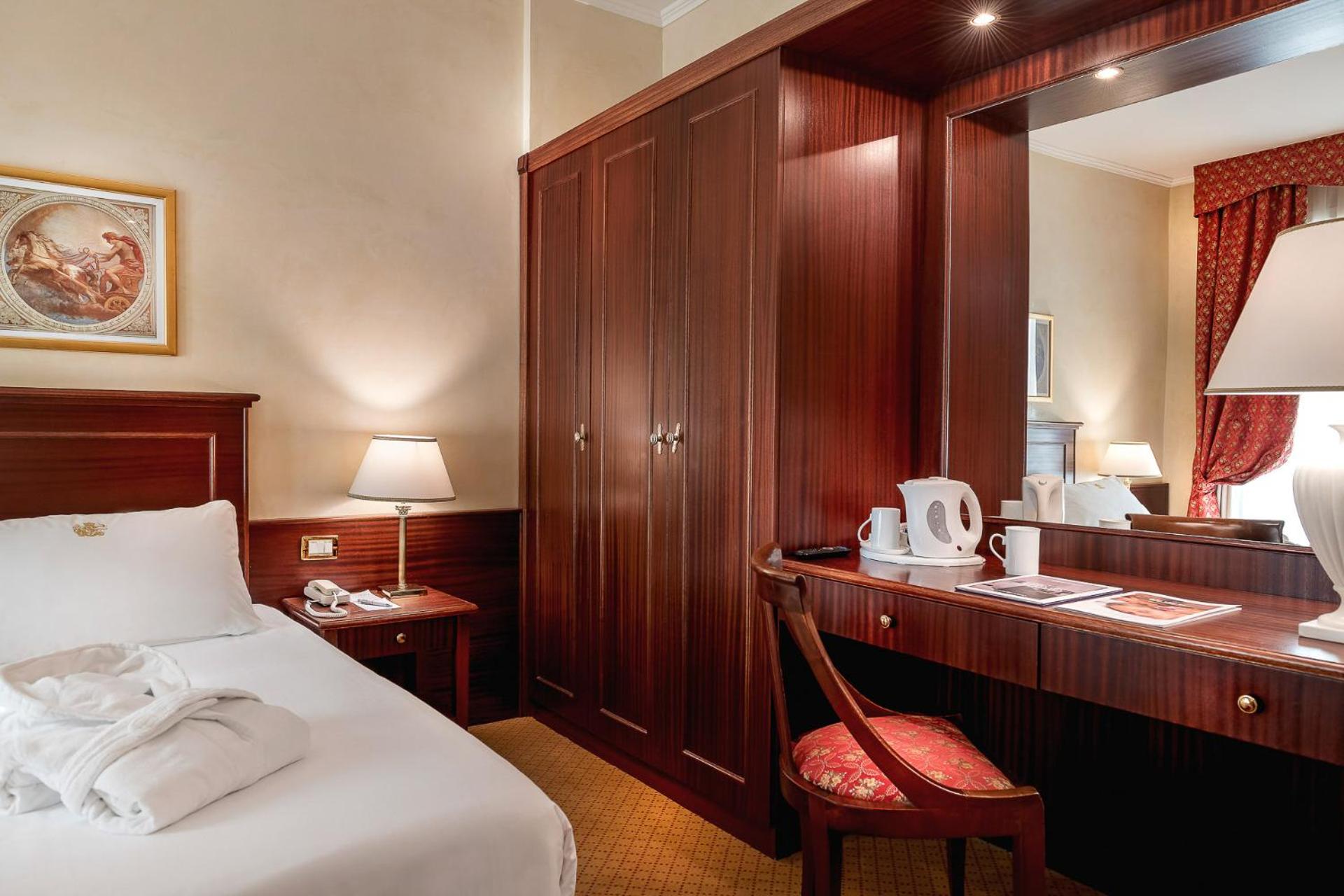 Premium Double or Twin Room with Spa Access  - Photo 3