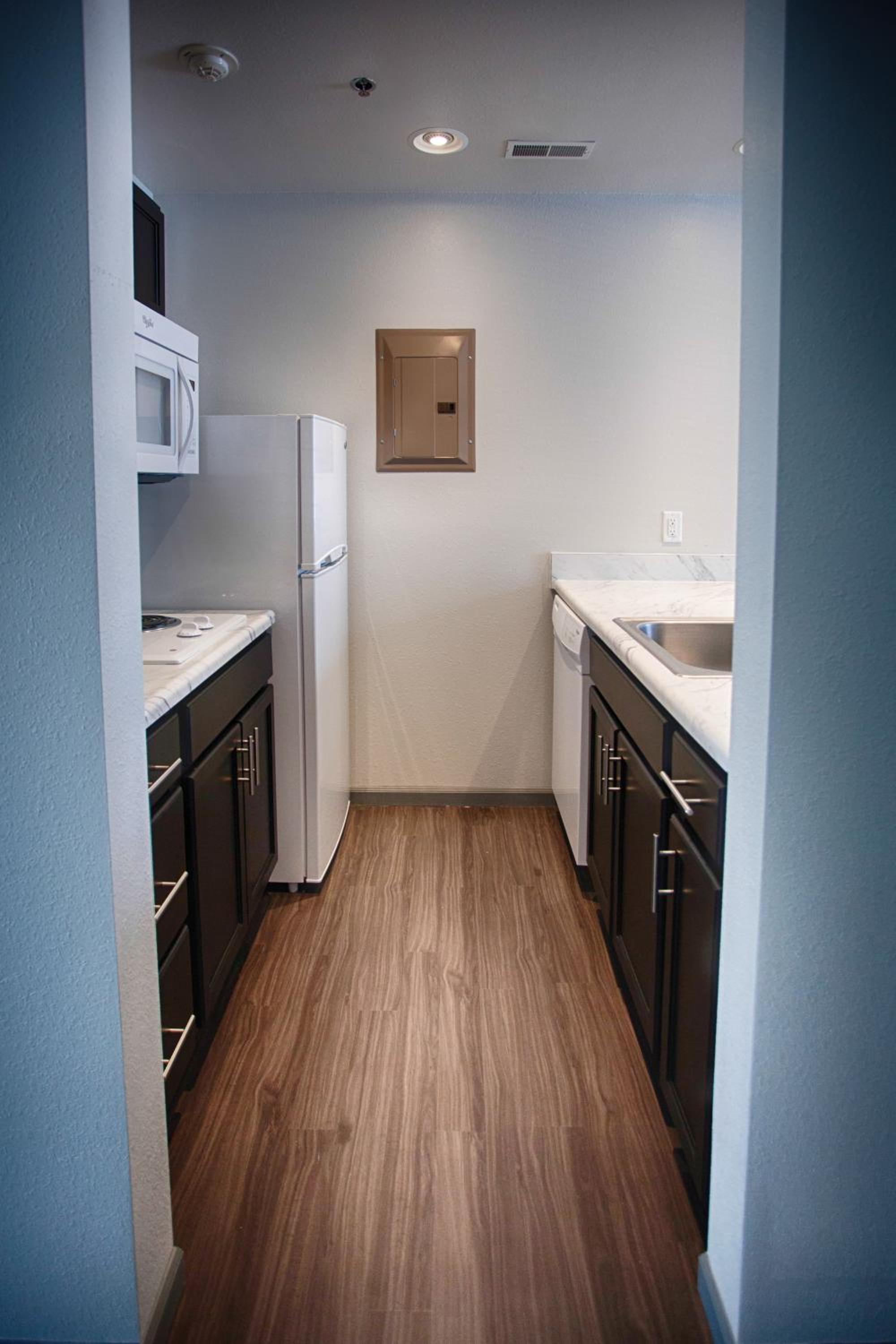 King Suite with Kitchenette photo 3