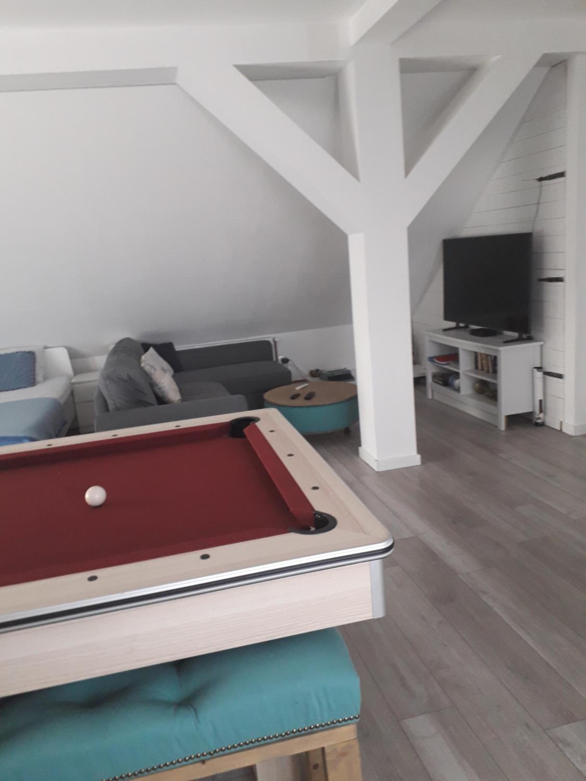 Studio Apartment - Photo 25