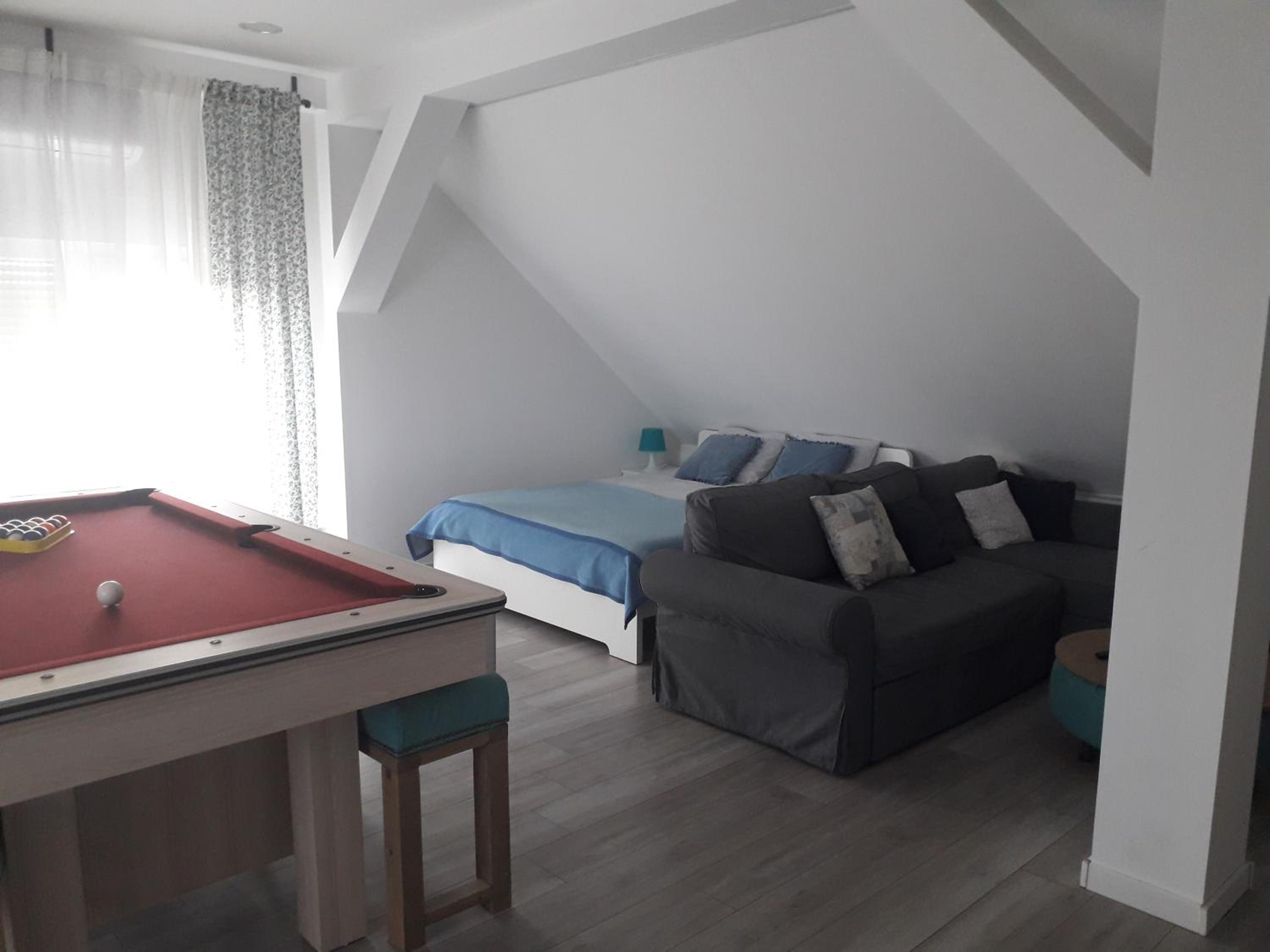 Studio Apartment - Photo 15