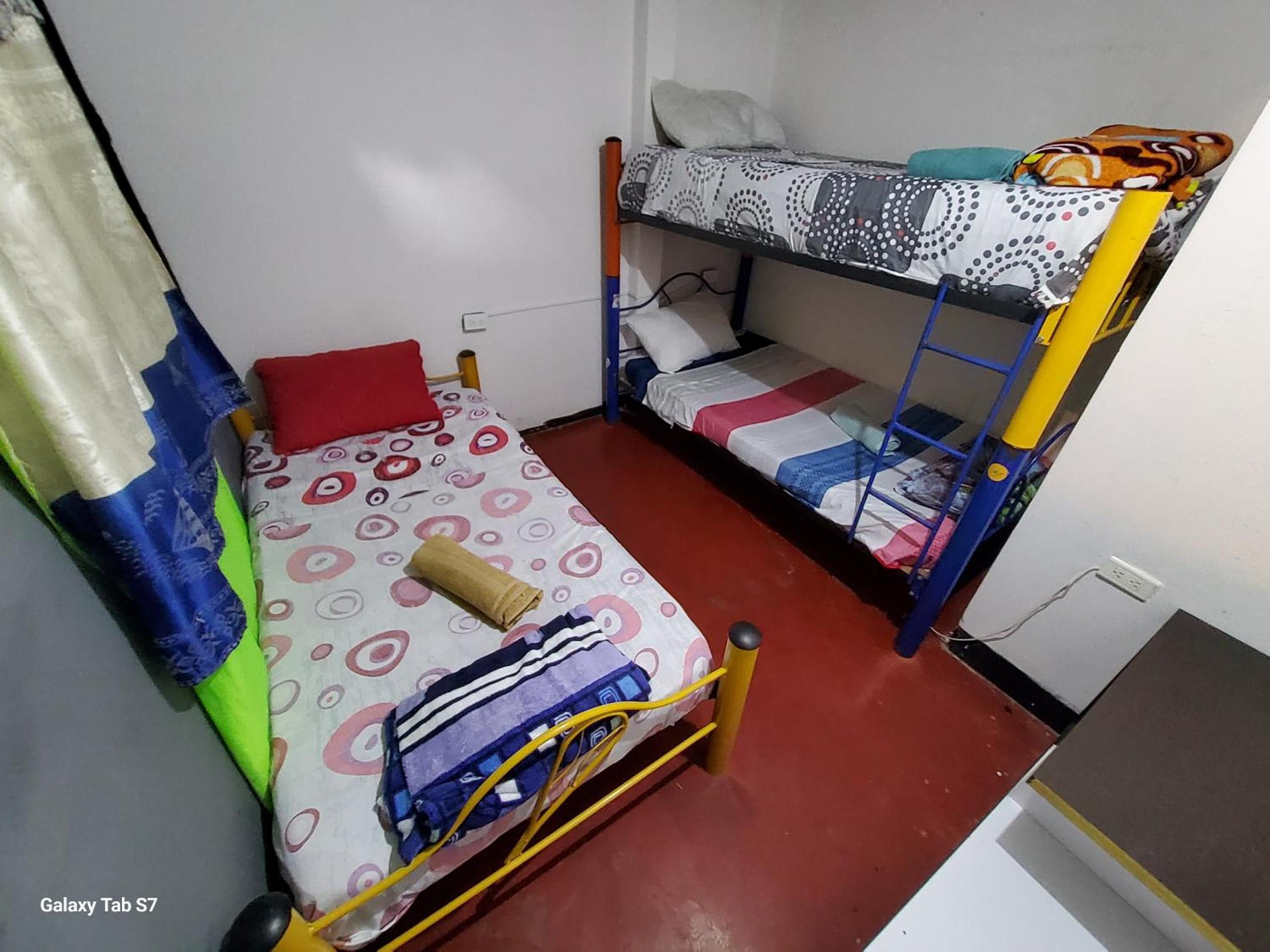 Economy Triple Room