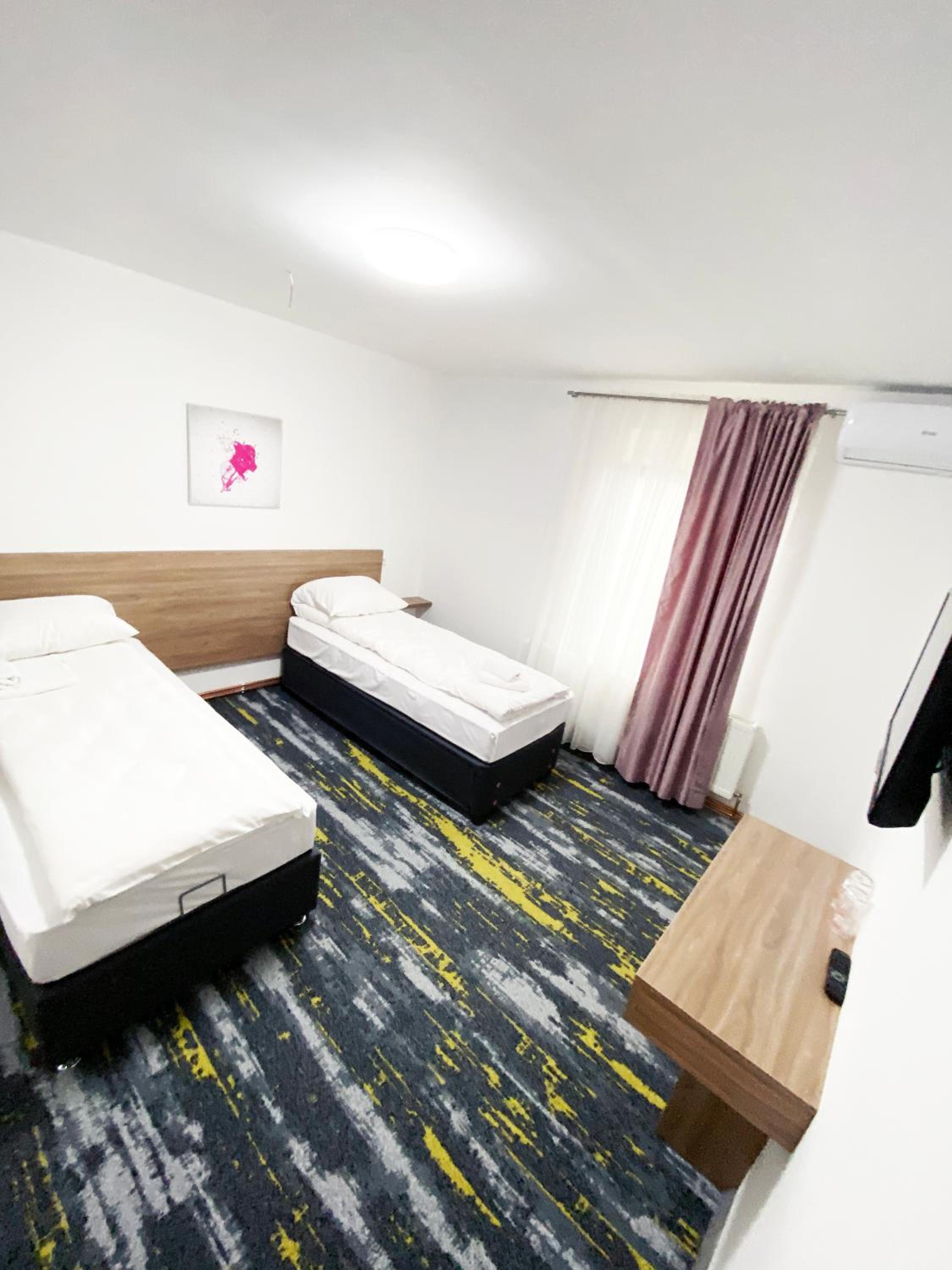 Triple Room - Photo 5
