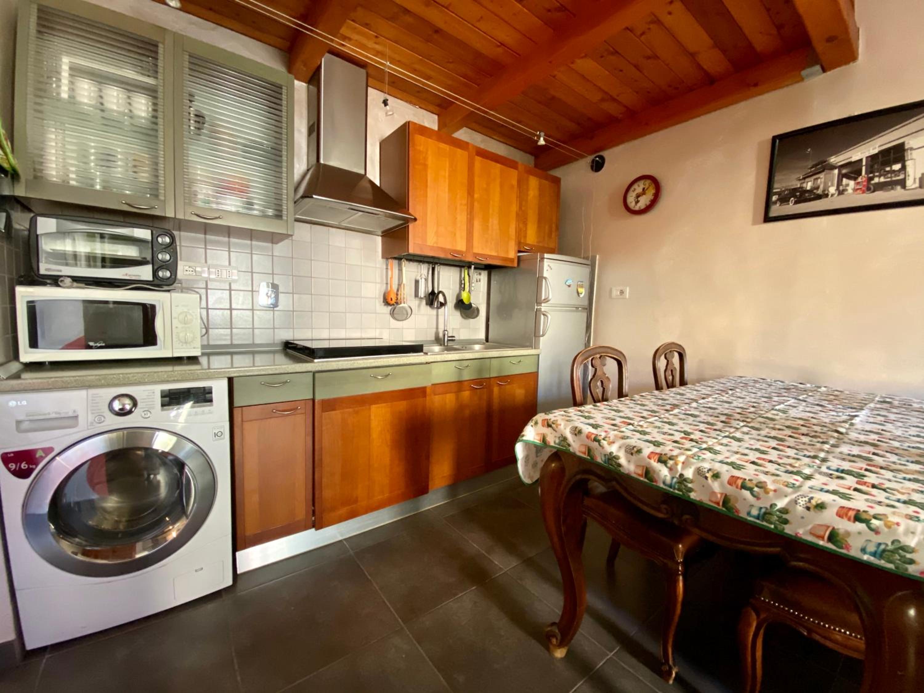 Apartment - Photo 29