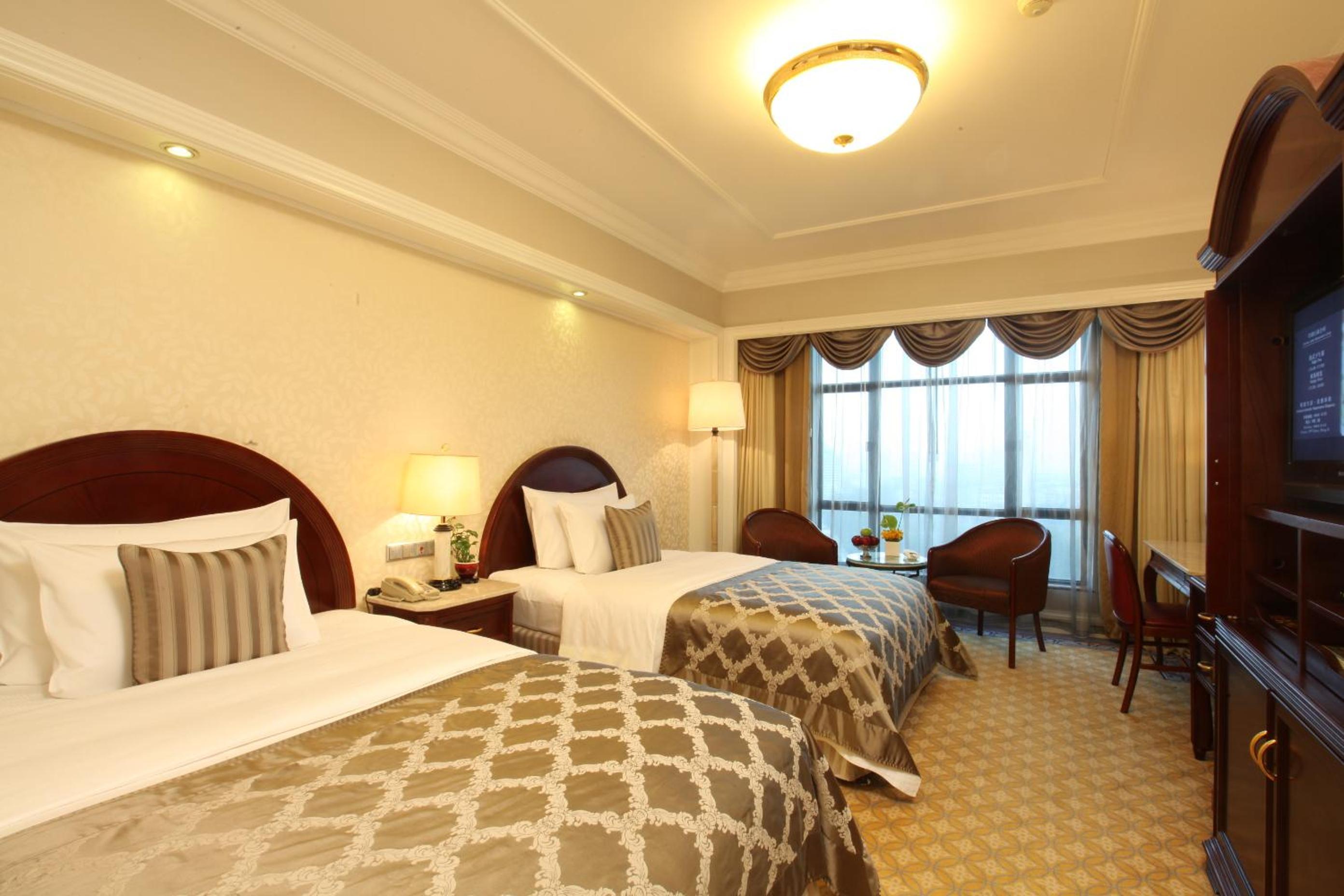 Executive Twin Room City View photo 1