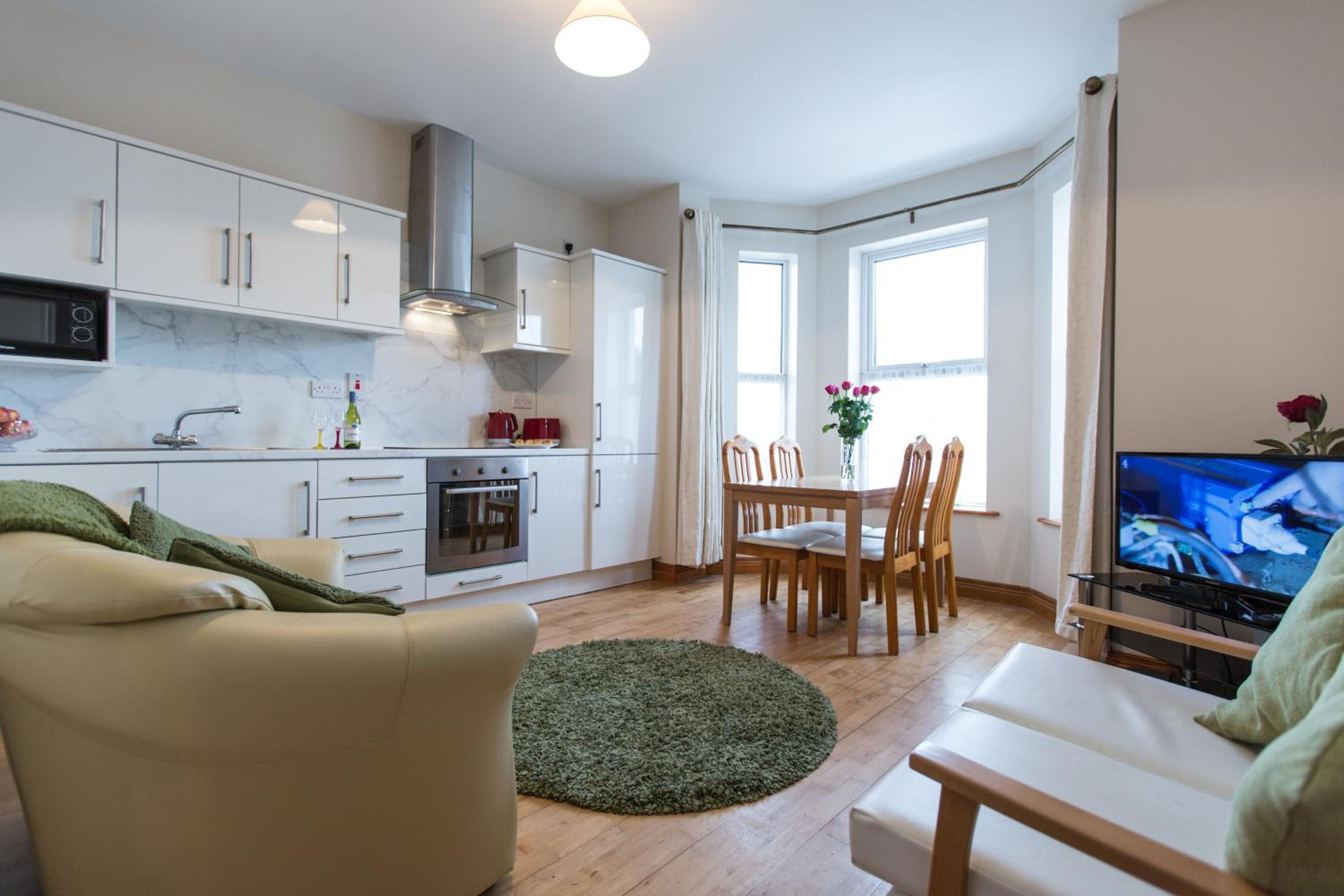 Apartment - Ground Floor photo 3