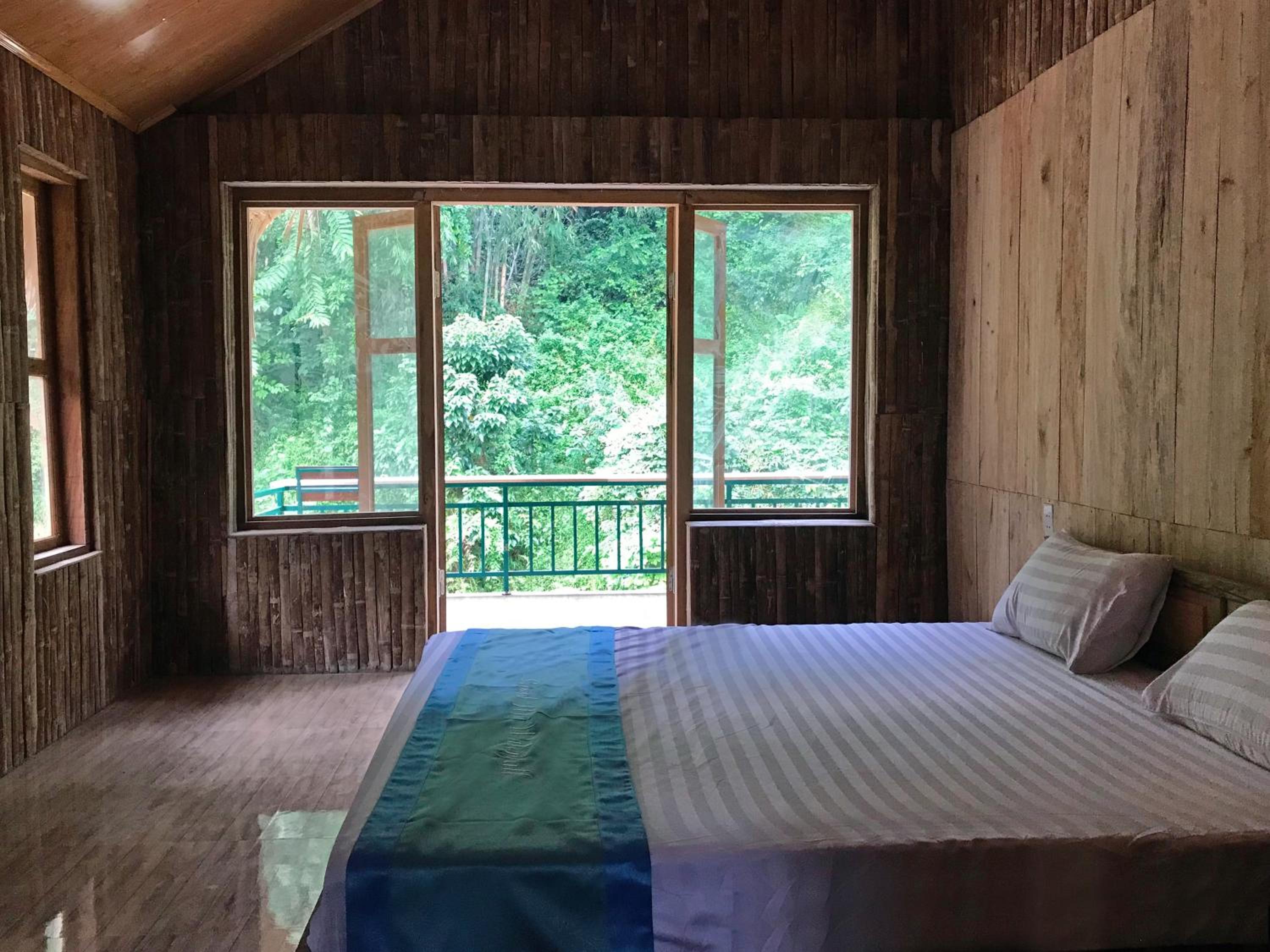 King Room with Balcony photo 2