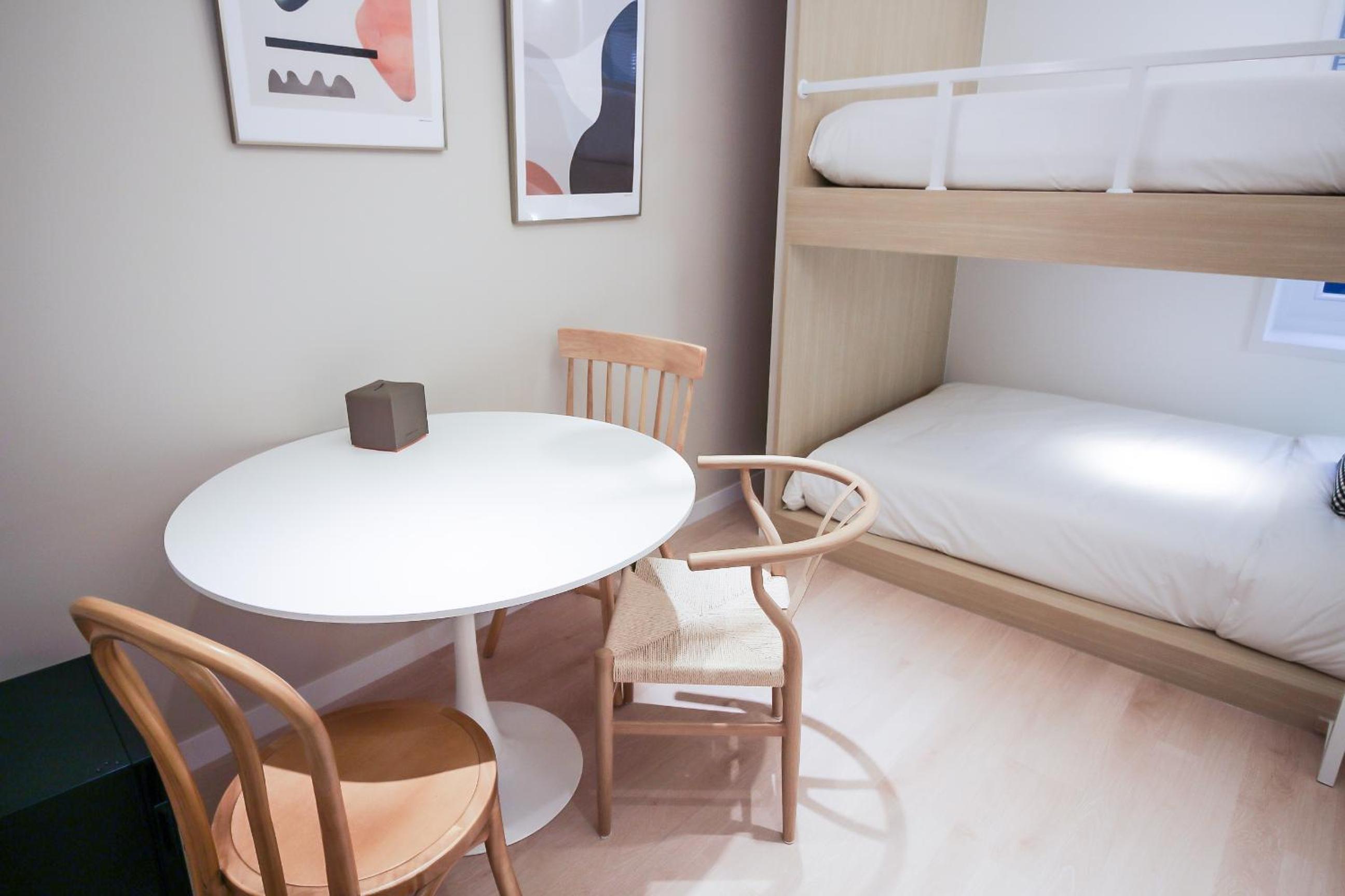Quadruple Room - Photo 30