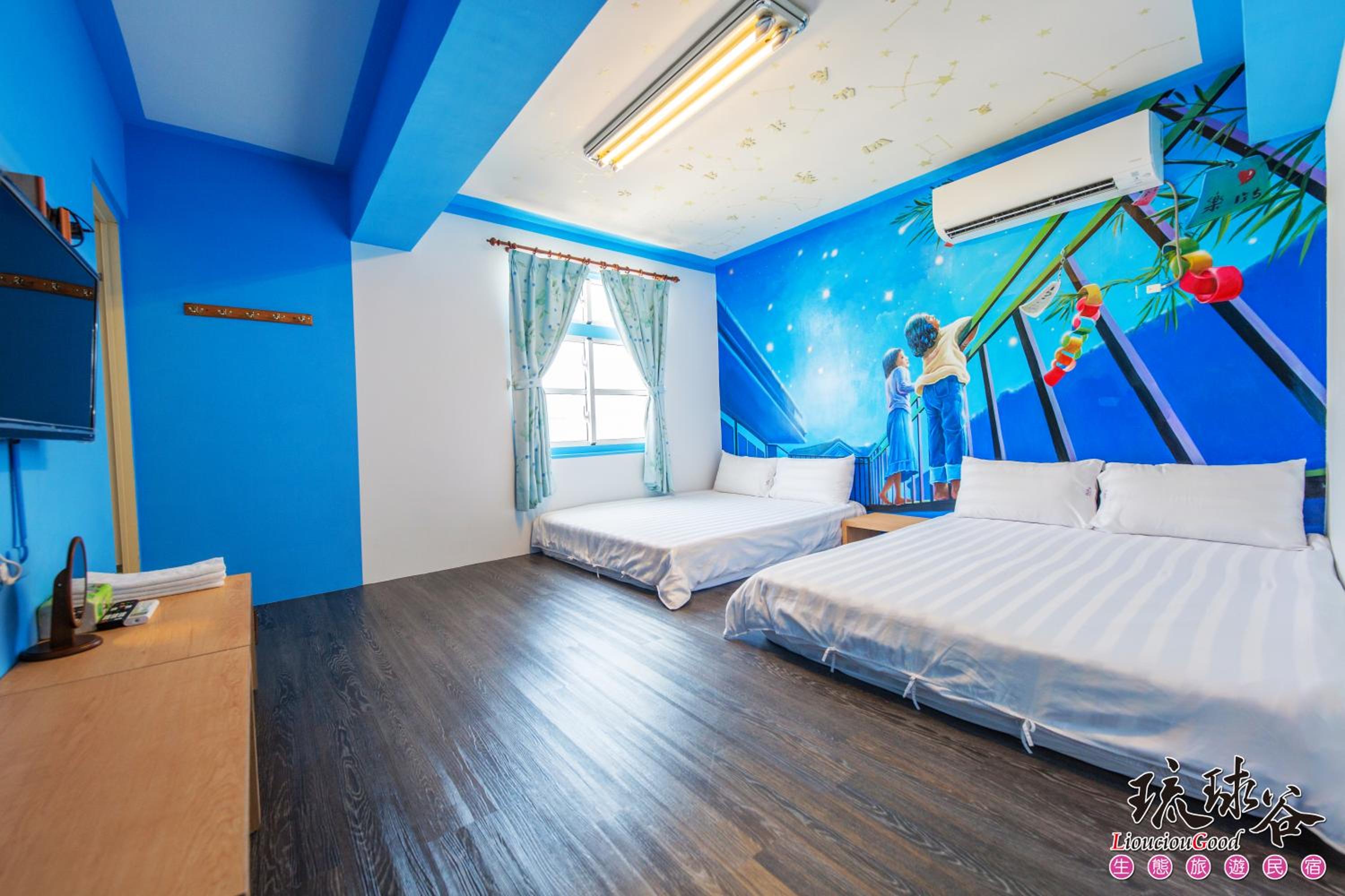 Standard Twin Room photo 2
