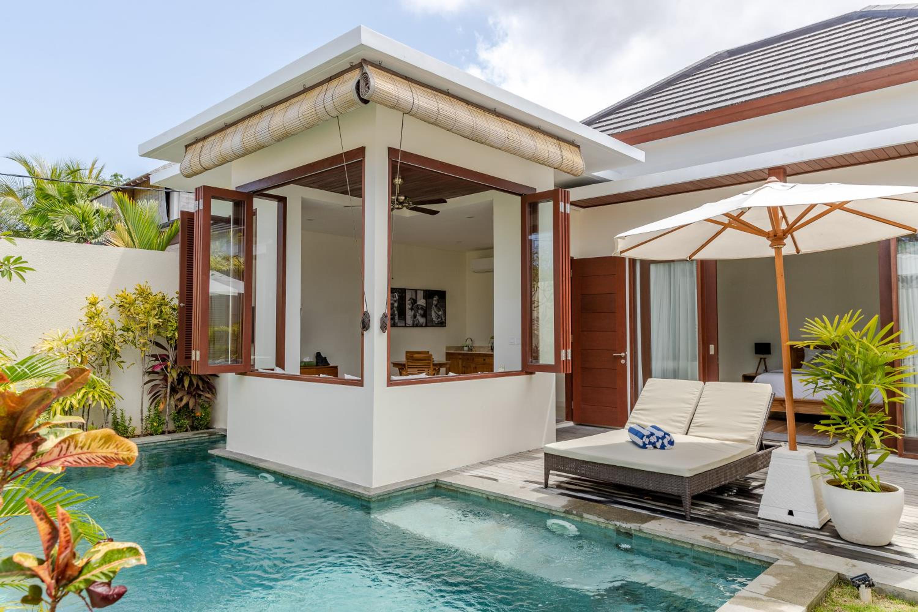 Villa with Private Pool photo 2