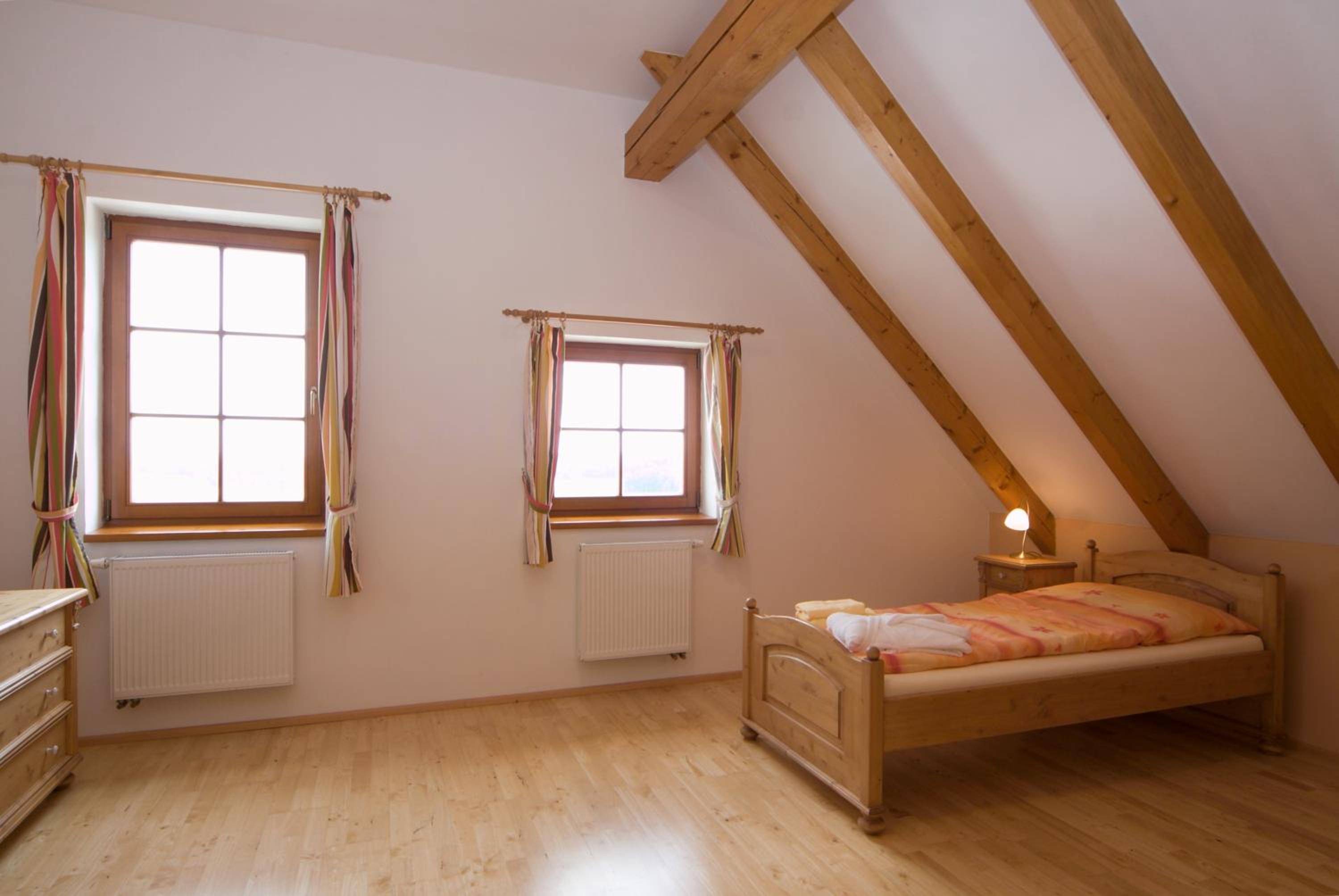 Triple Room with Private Bathroom - Photo 3