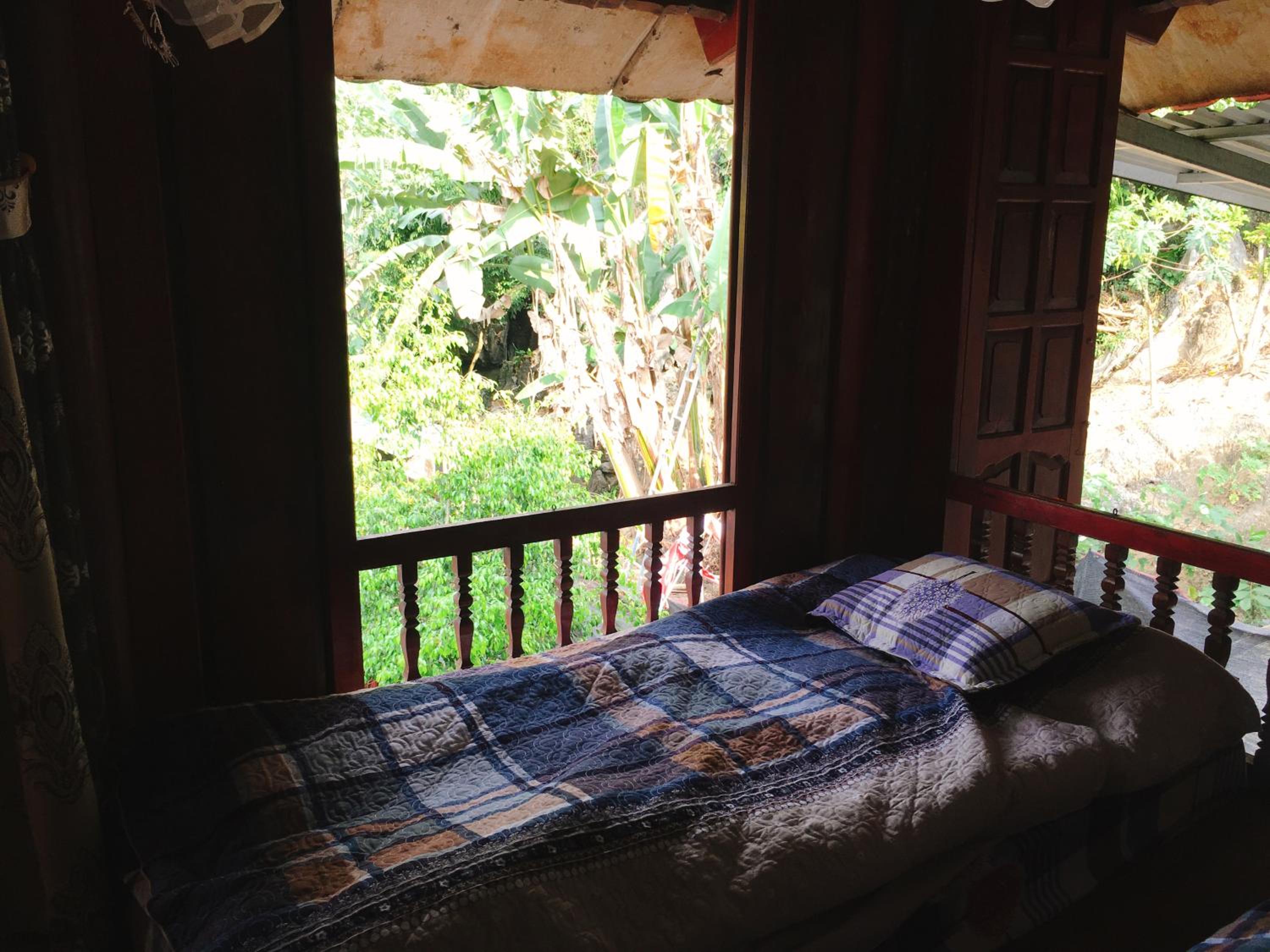 Bed in 10-Bed Mixed Dormitory Room photo 2