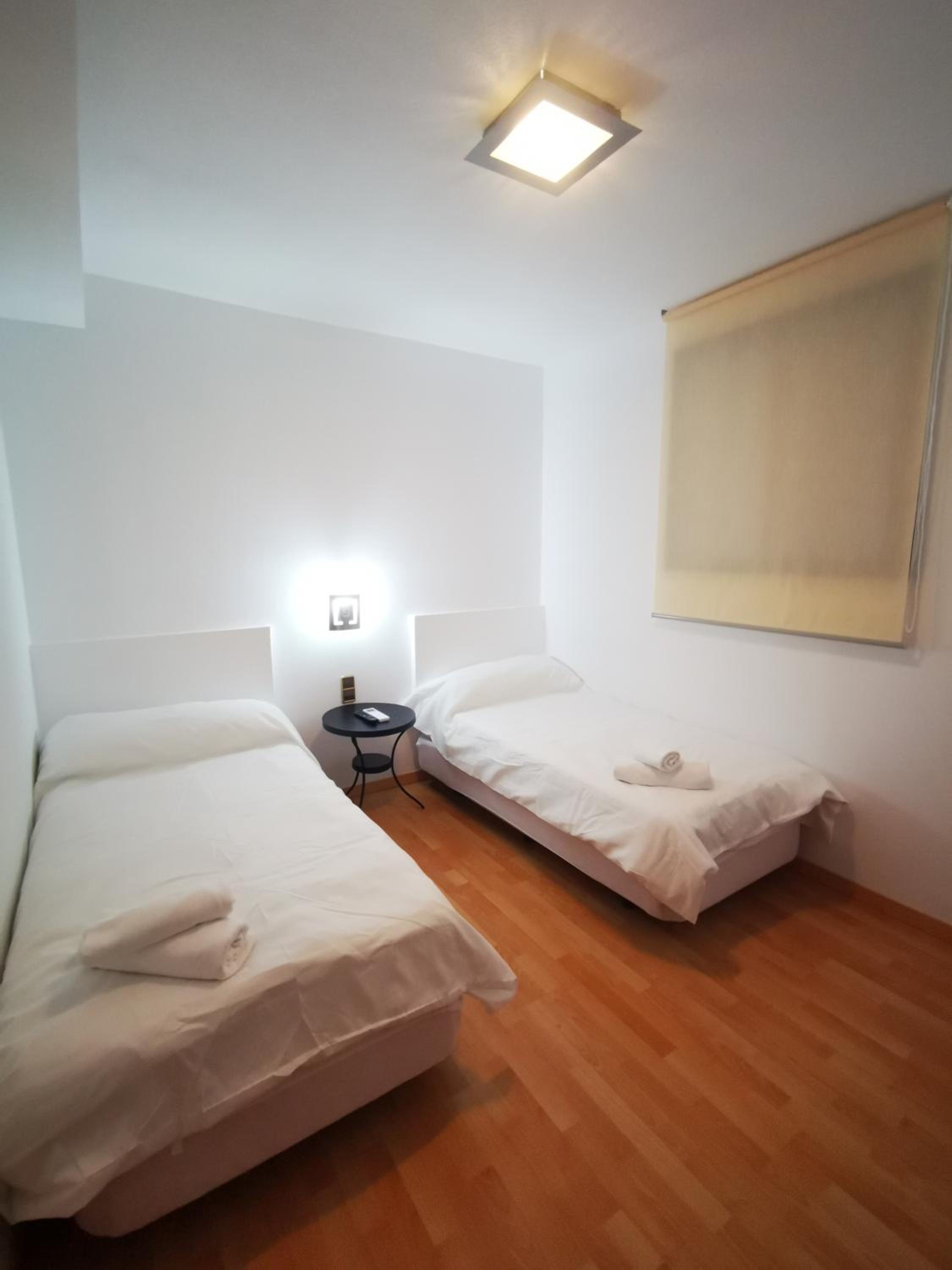 Habitación Doble con Baño Compartido