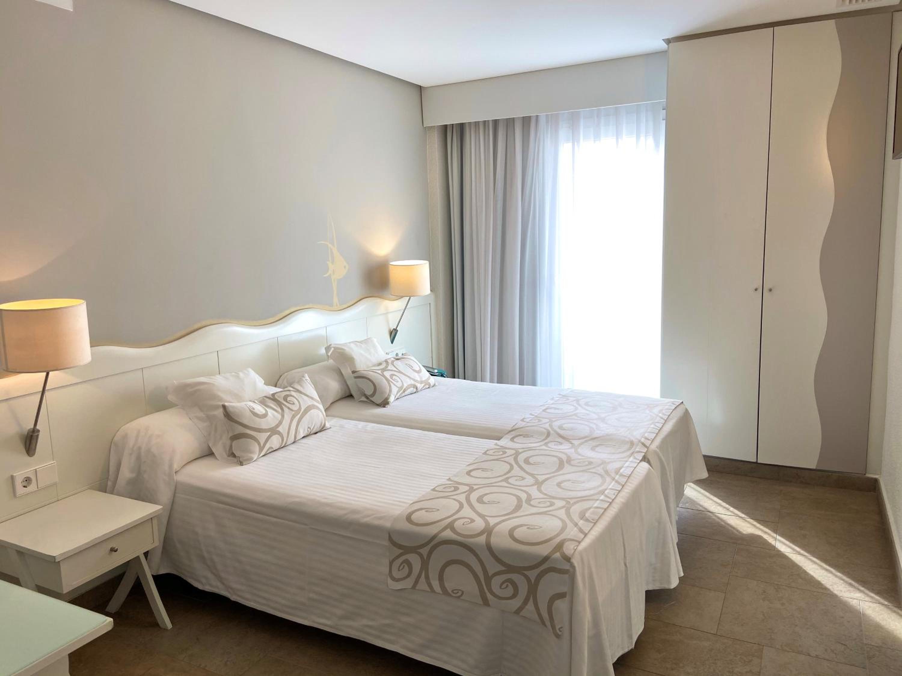 Triple Room - Photo 1
