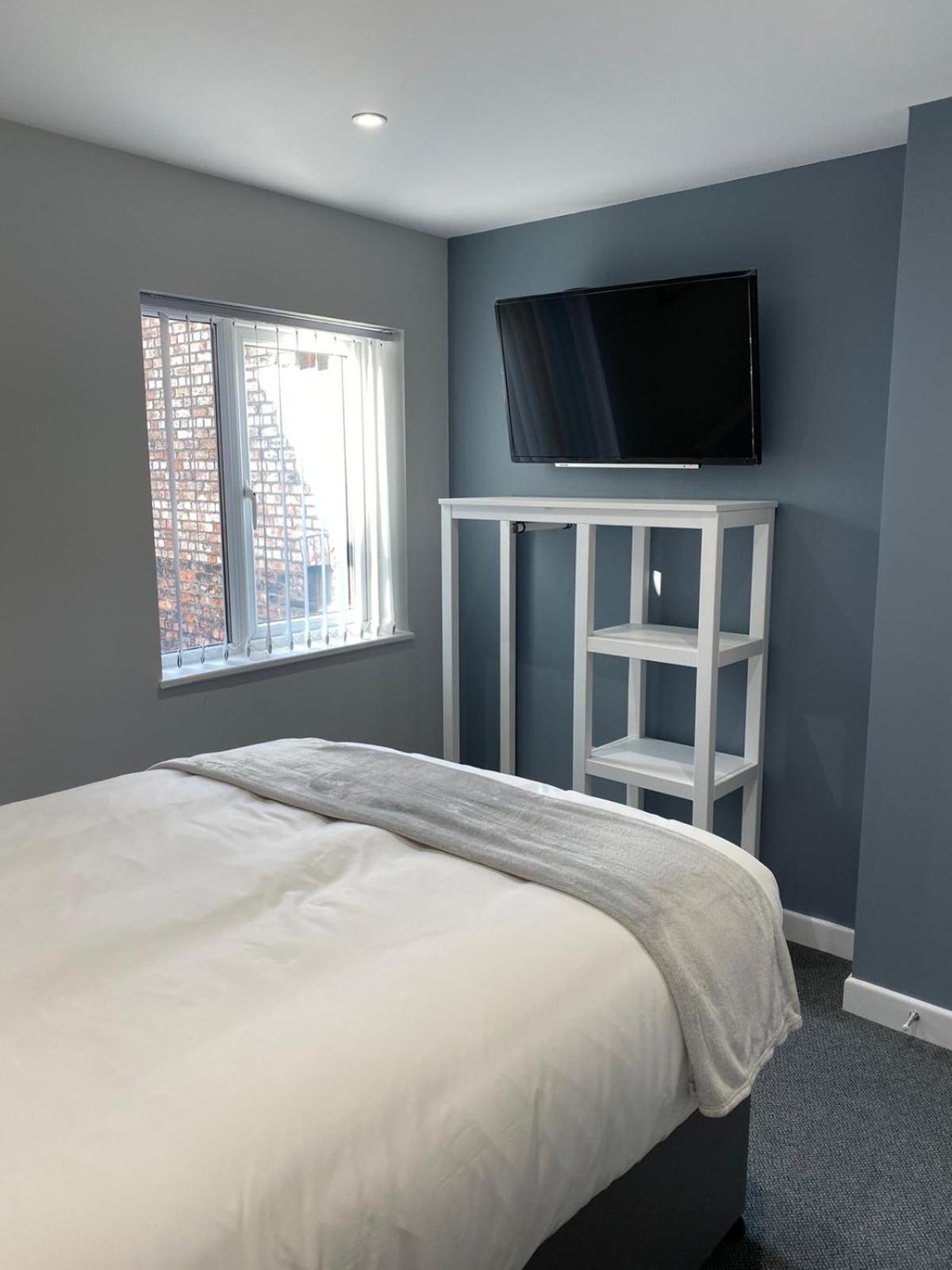 Double or Twin Room - Photo 8