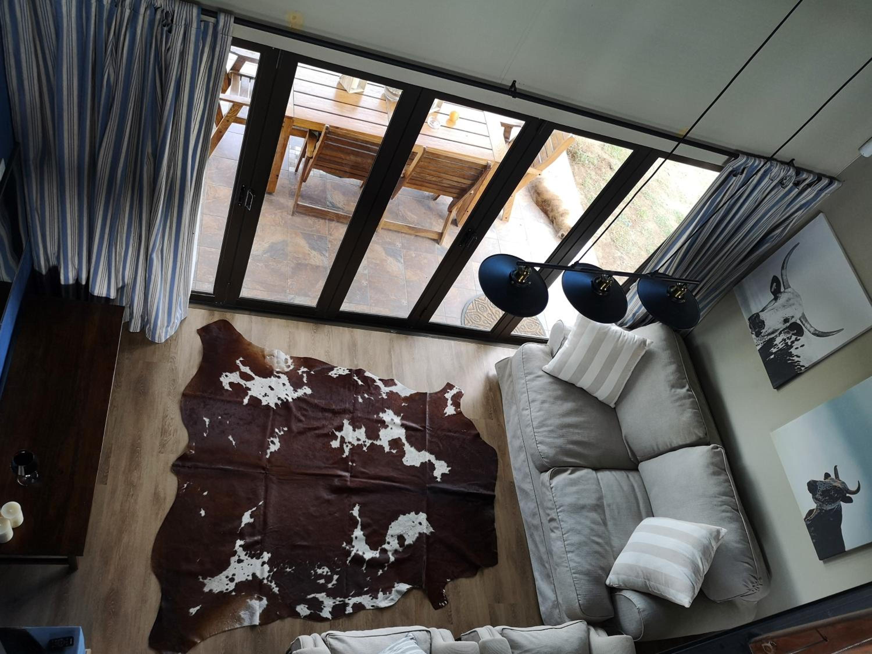 Three-Bedroom House - Photo 22