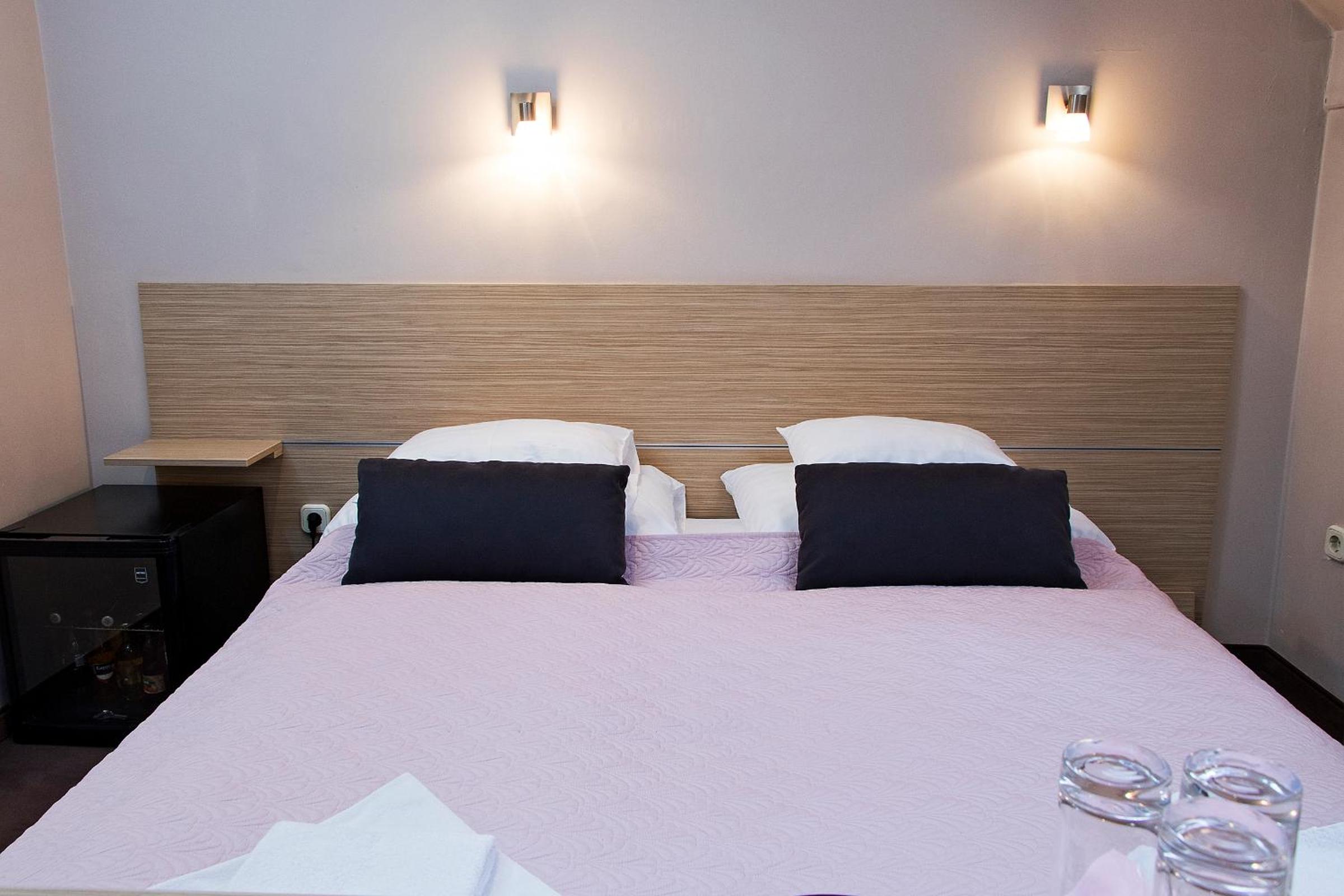 Triple Room - Photo 2