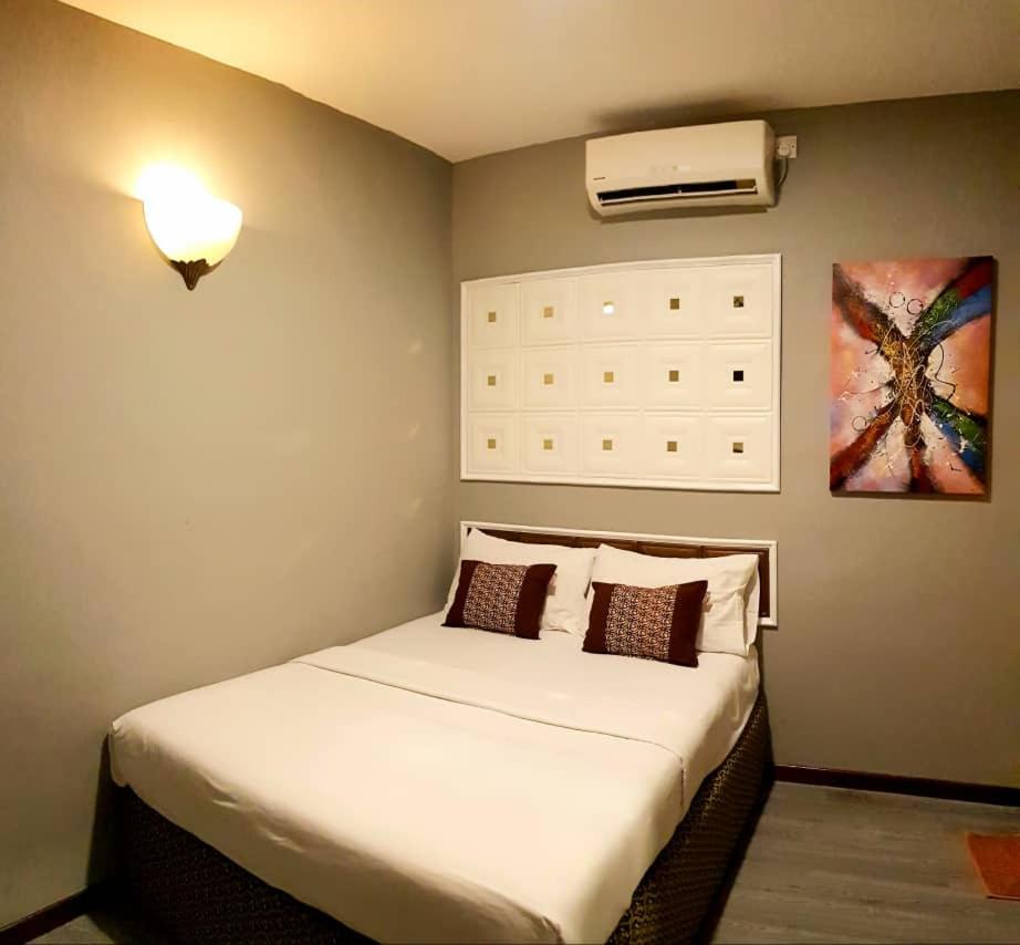Deluxe Queen Room photo 2