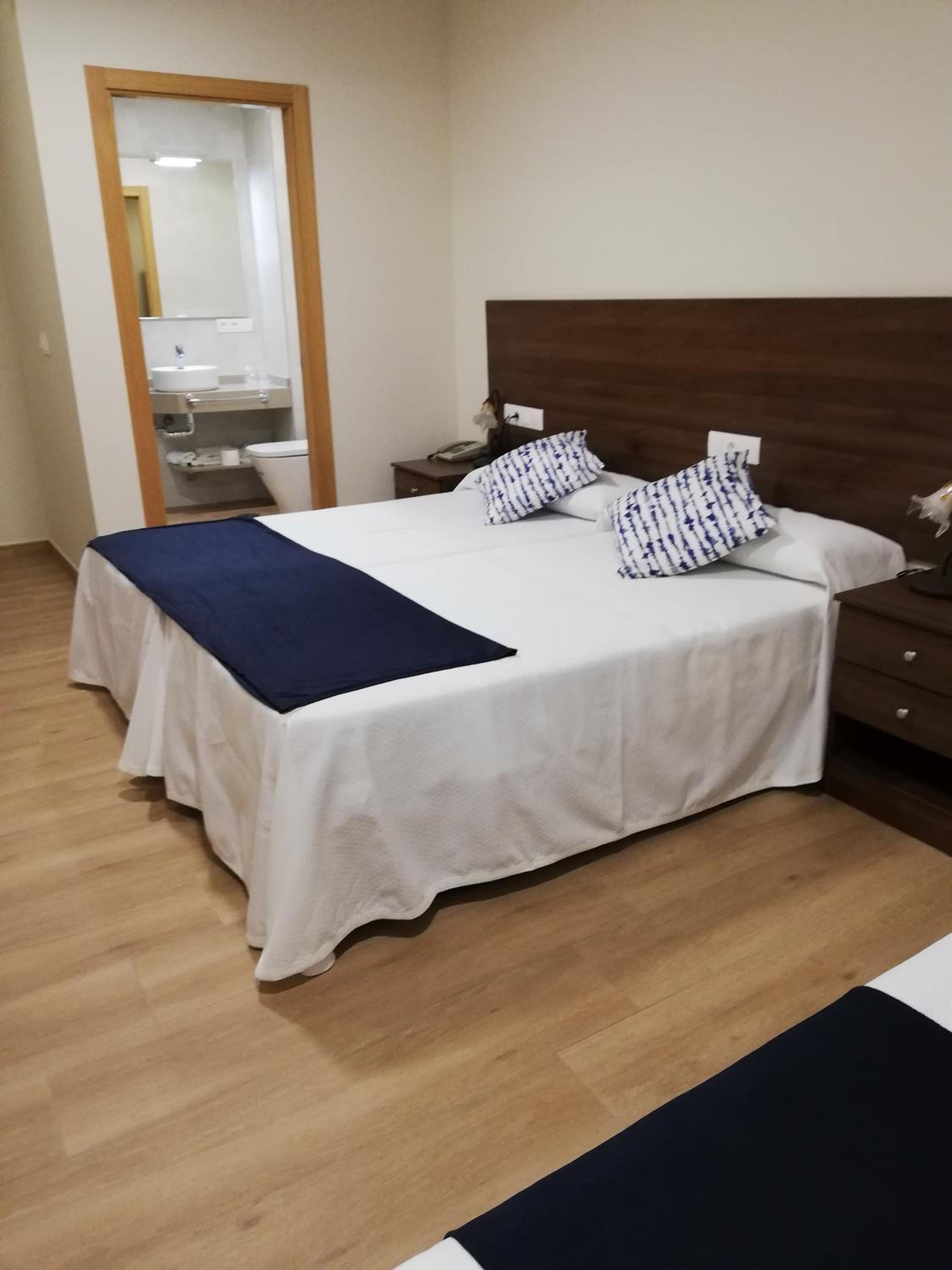 Triple Room - Photo 1