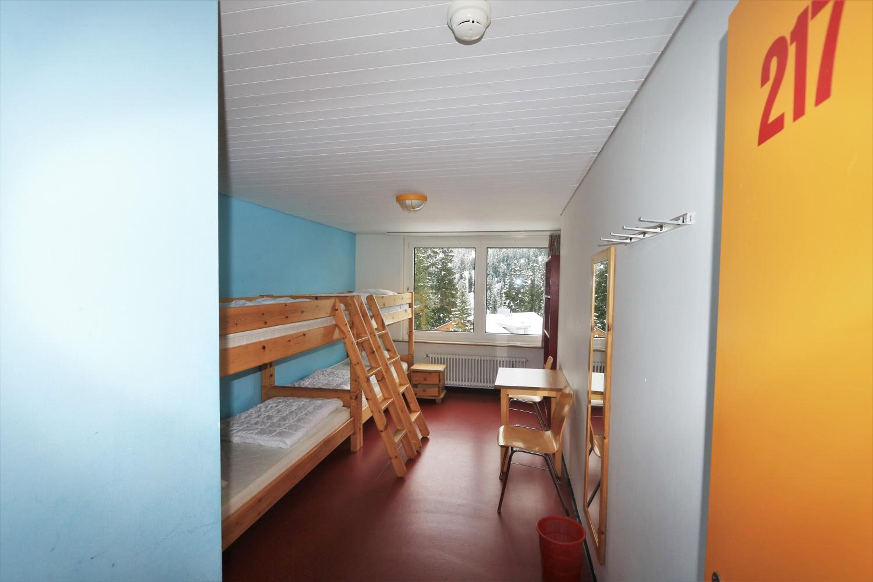 Quadruple Room with Shared Bathroom photo 3