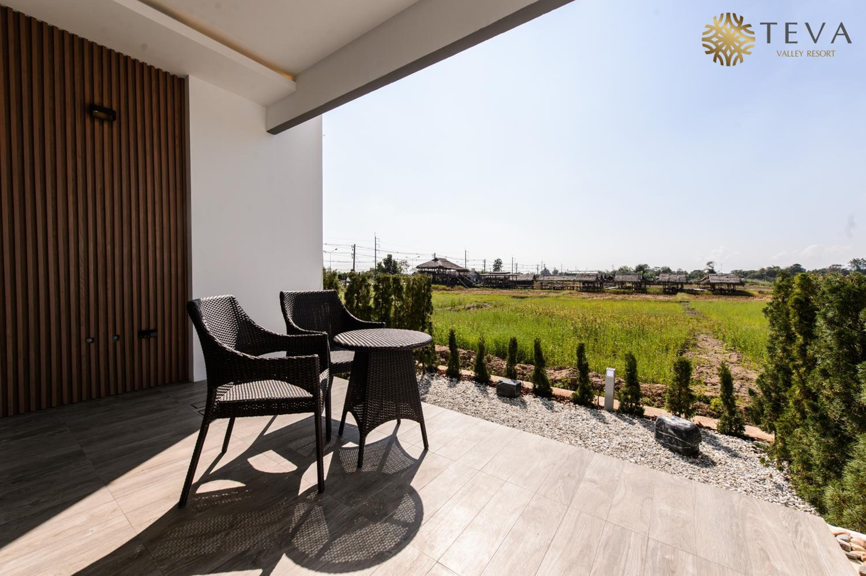 Twin Room with Balcony - Photo 4