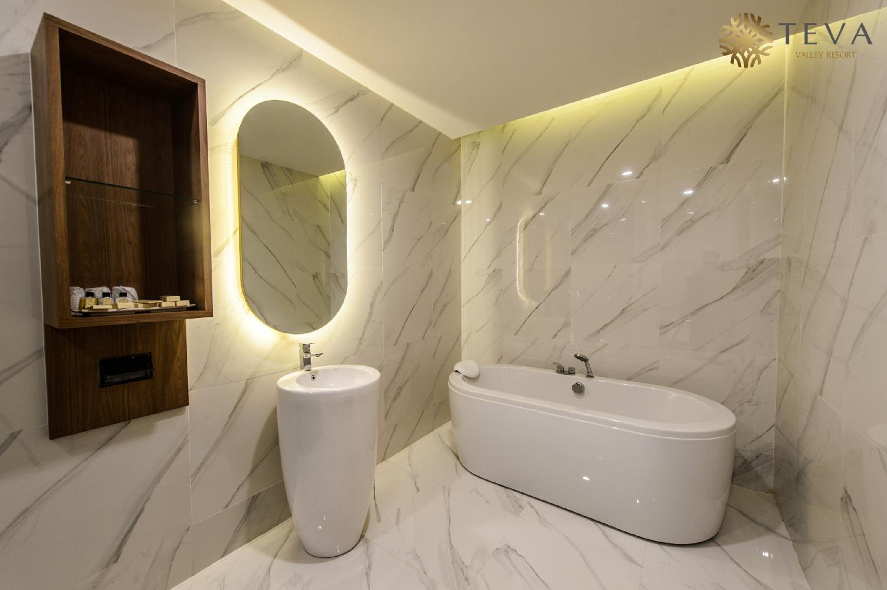 Triple Room with Balcony - Photo 4