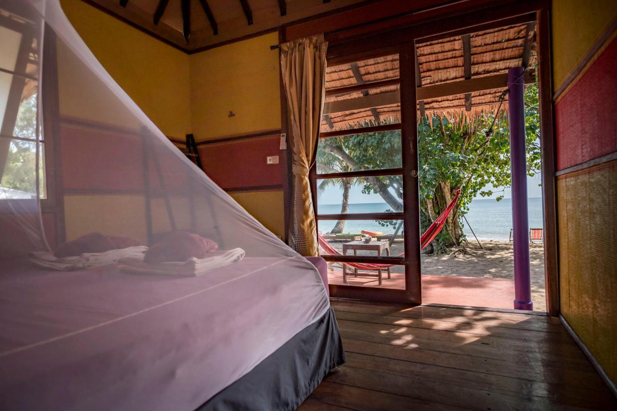 Ape Hut with Air-Conditioning