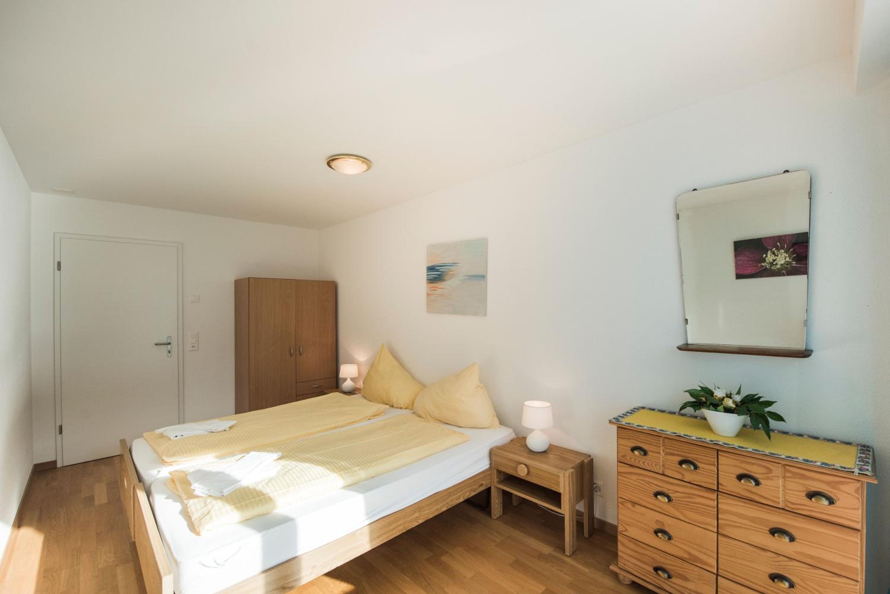 Two-Bedroom Apartment with Mountain View photo 1