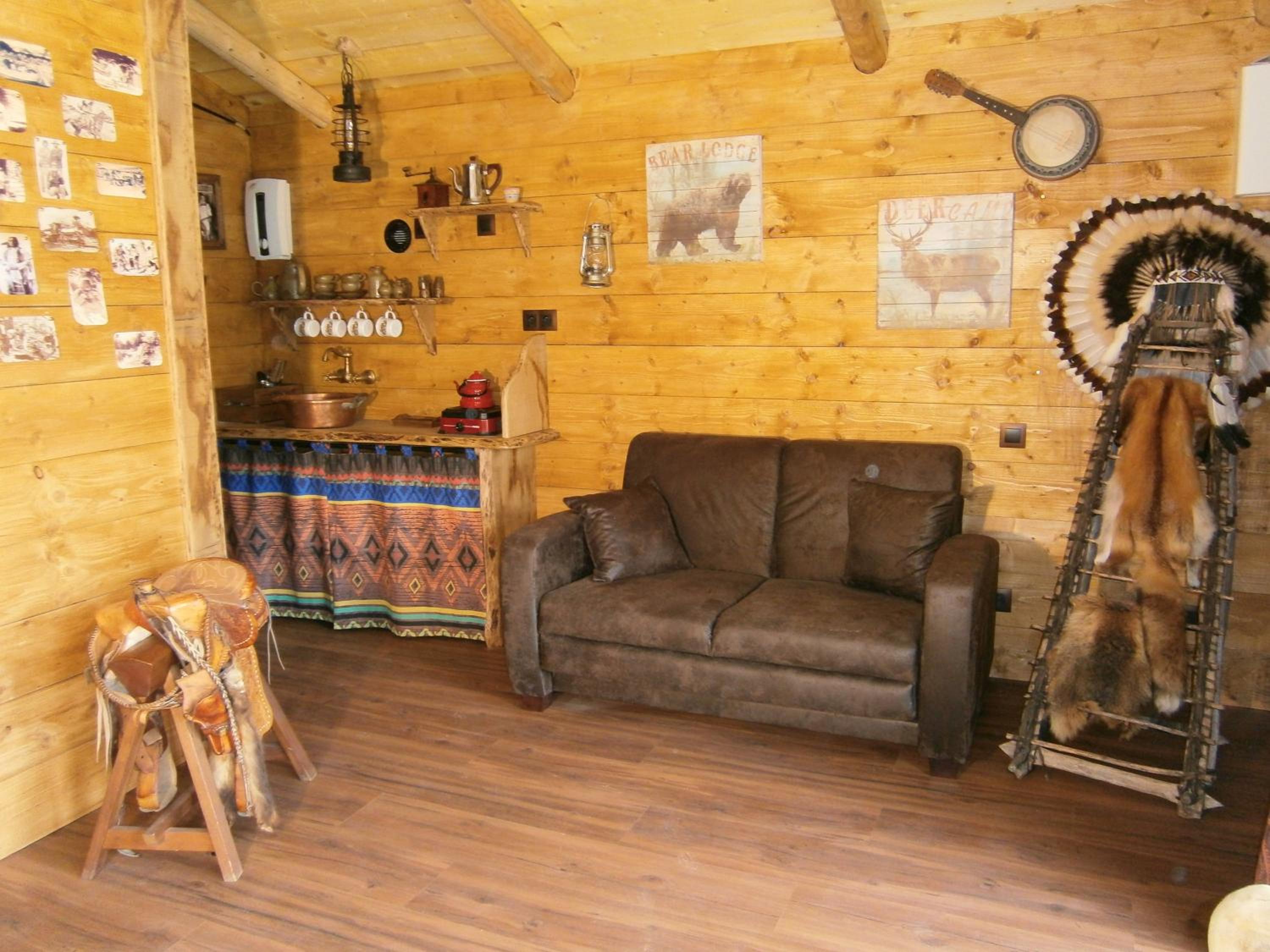 Double Room with Private Bathroom - Photo 5
