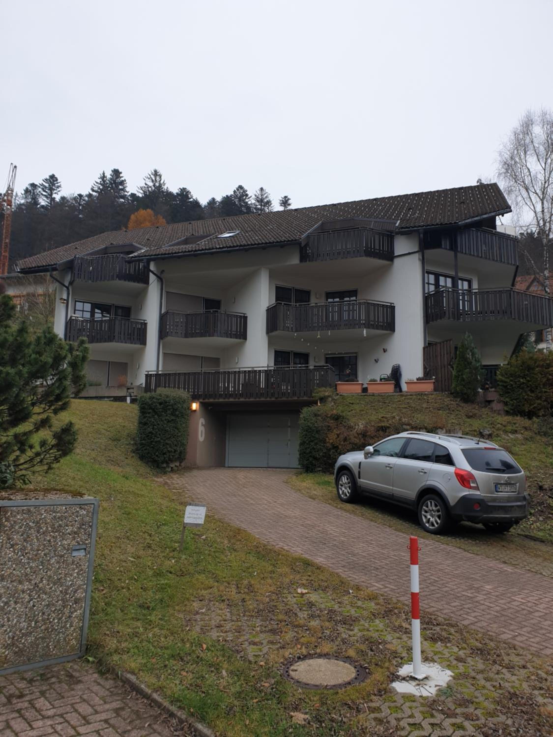Apartment with Balcony - Photo 33