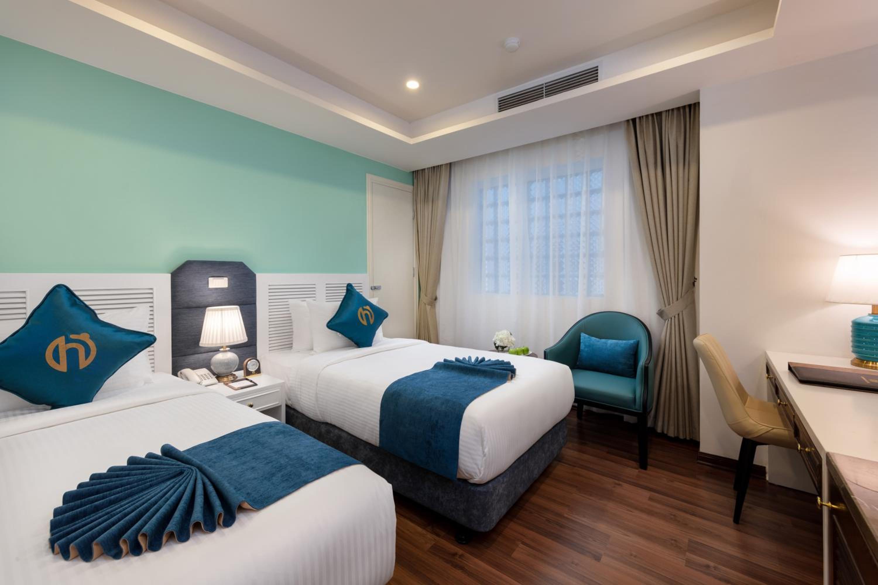 Deluxe Double or Twin Room