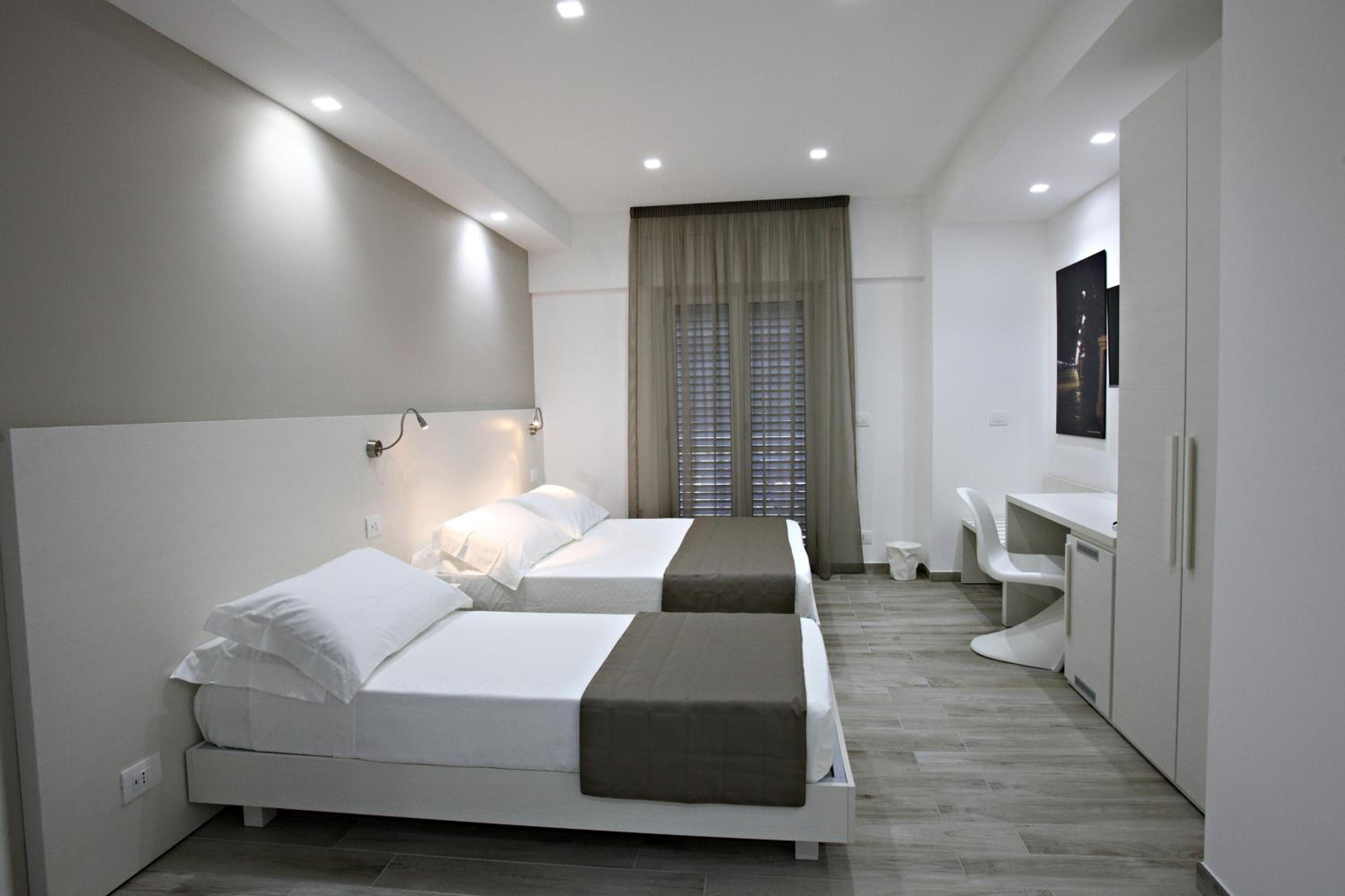 Triple Room with Private Bathroom photo 1