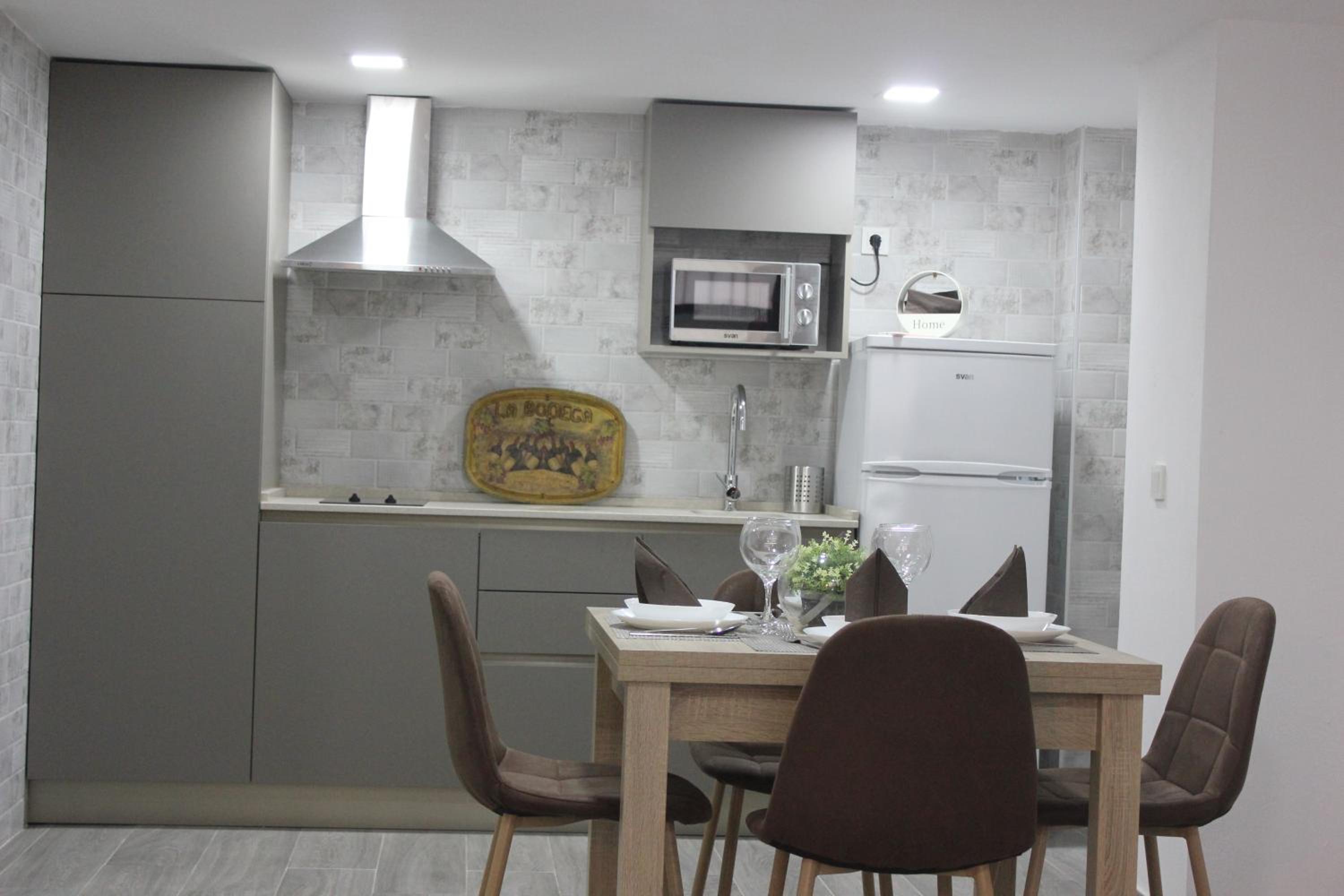 One-Bedroom Apartment - Photo 46