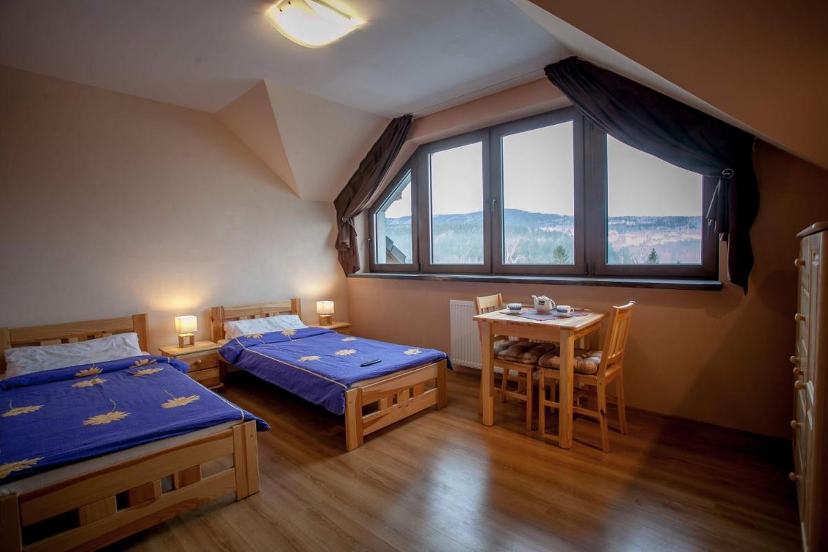 Twin Room with Mountain View photo 1