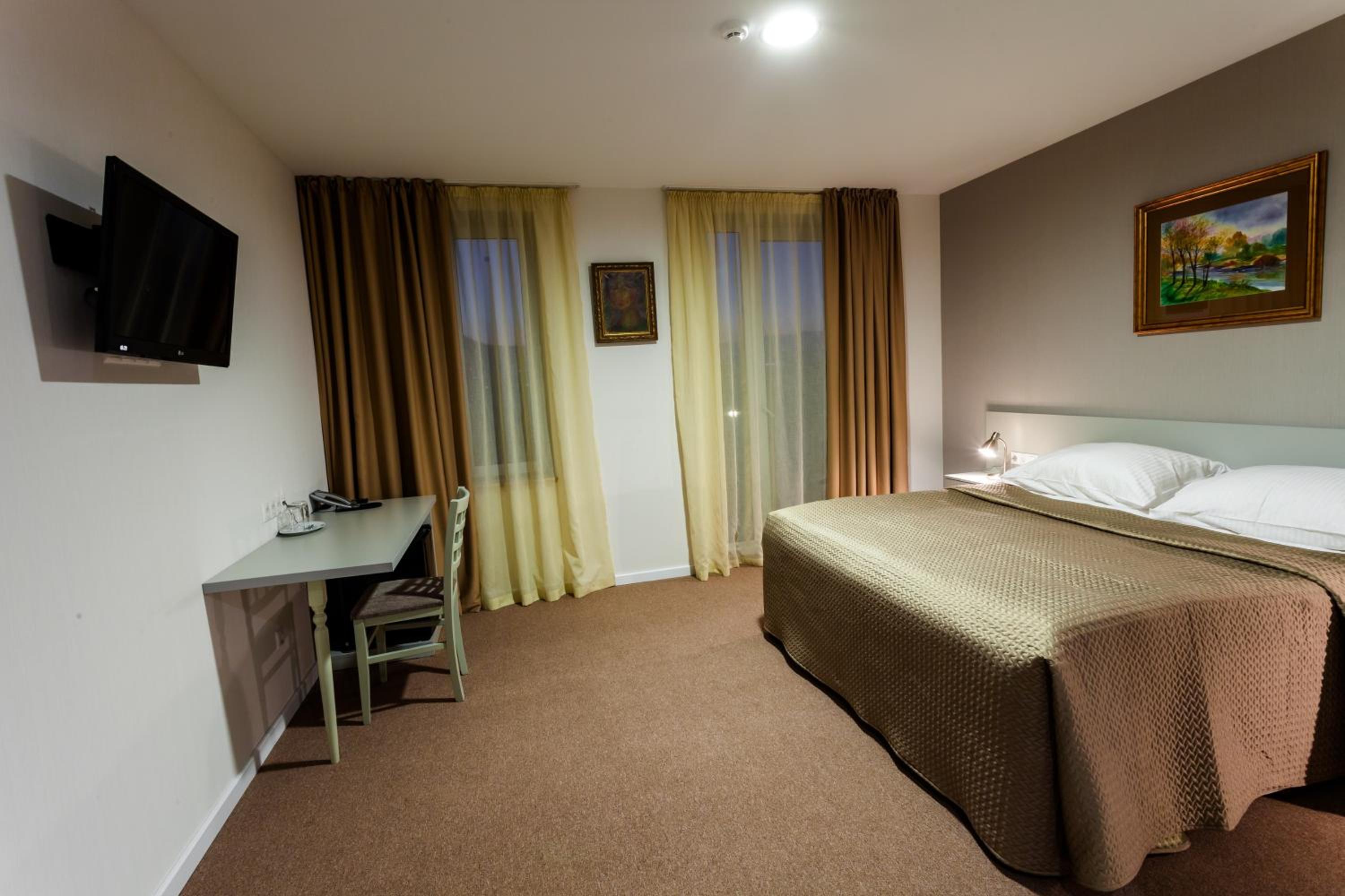 Standard Double Room photo 2