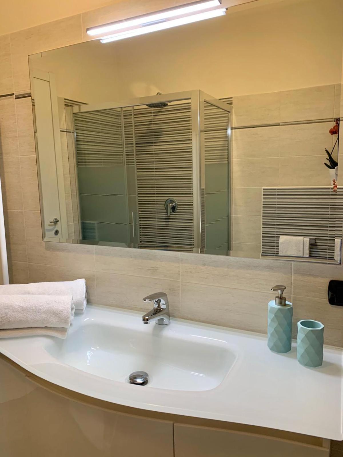 Double Room with Balcony photo 2