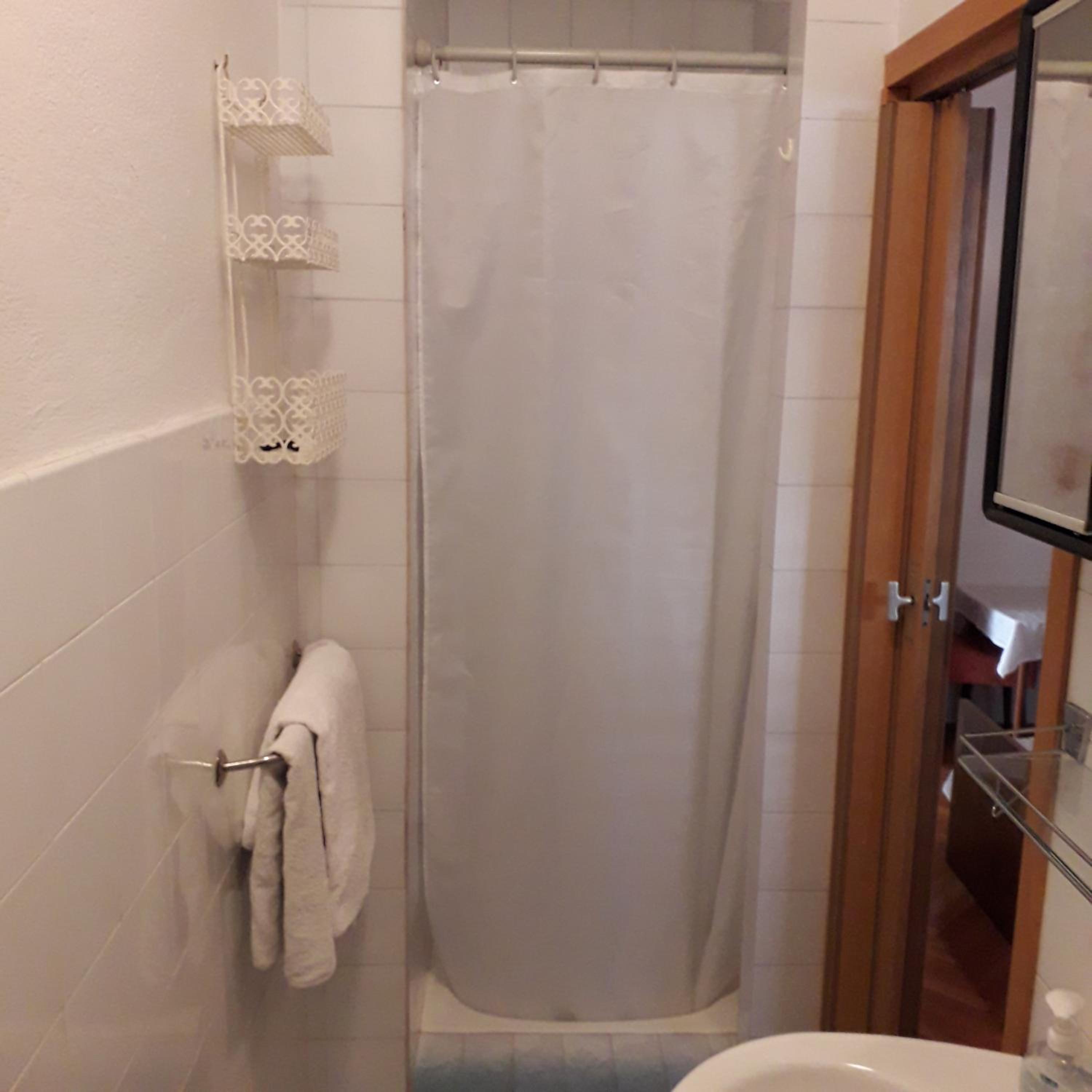 Three-Bedroom Apartment with Terrace - Photo 3