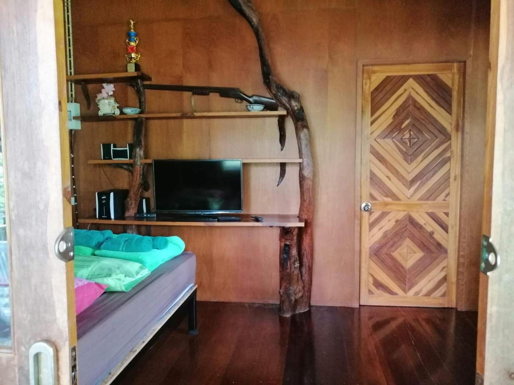 Small Double Room photo 1