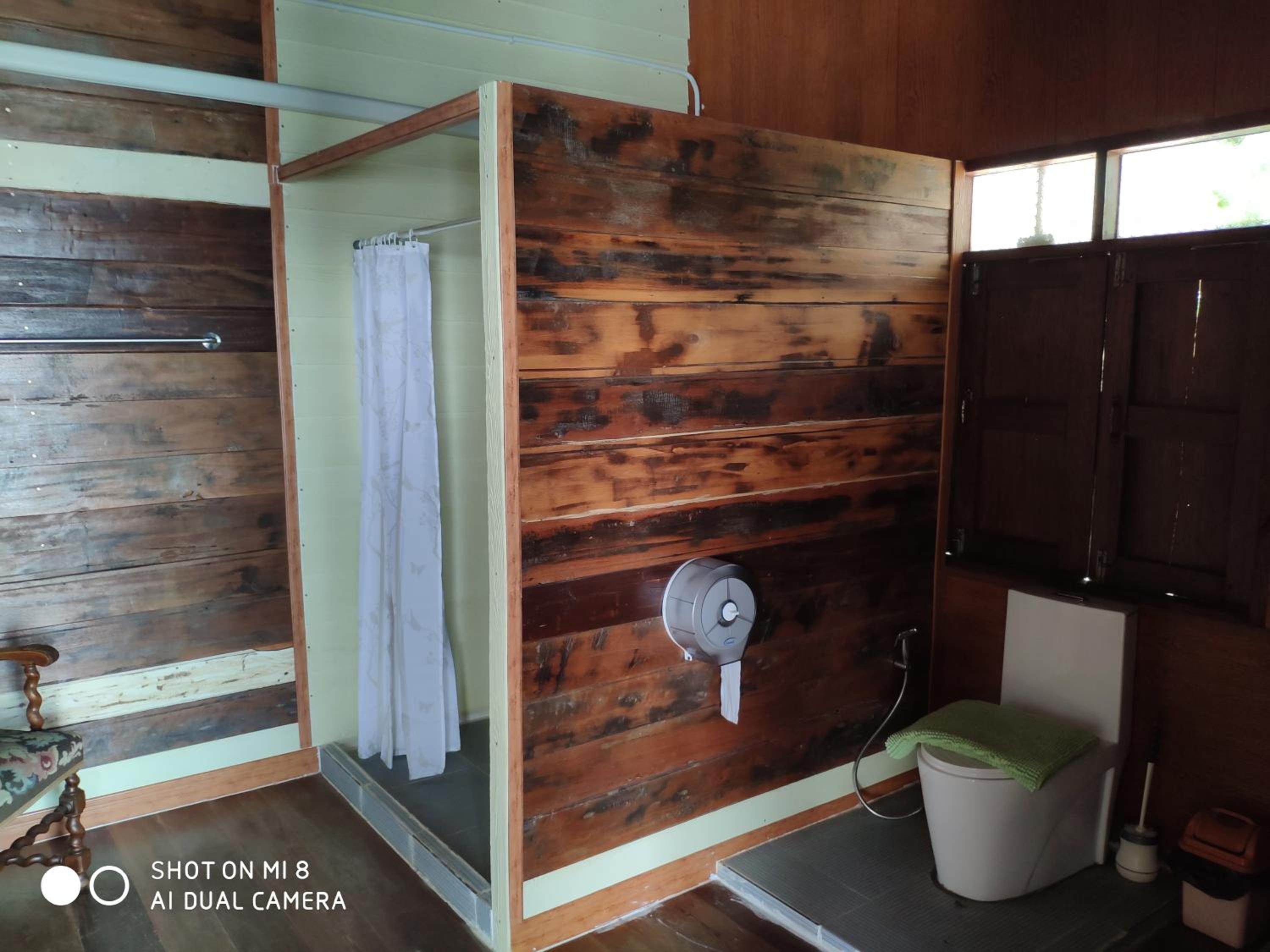 Deluxe Twin Room photo 3