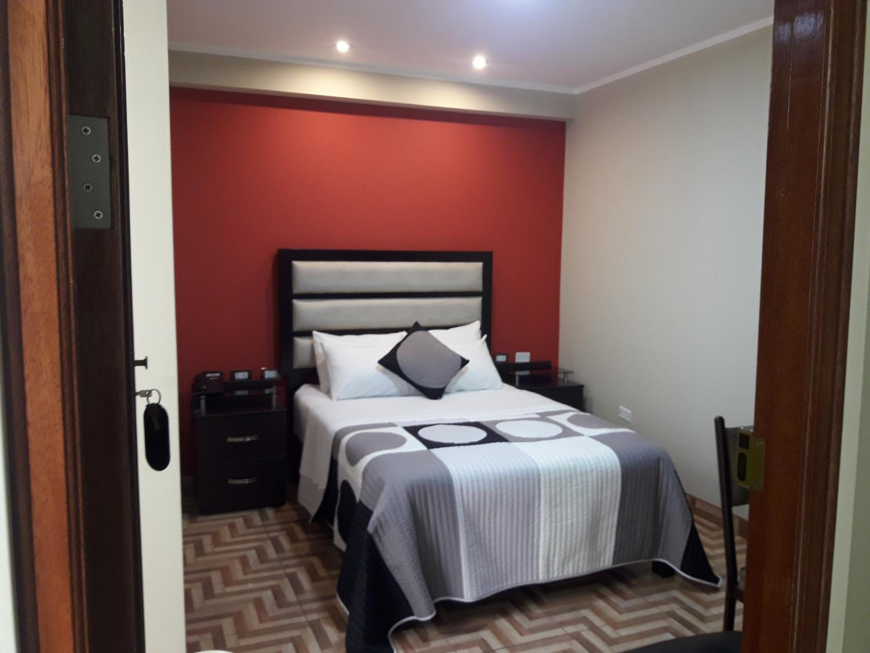 Single Room with Private Bathroom photo 1