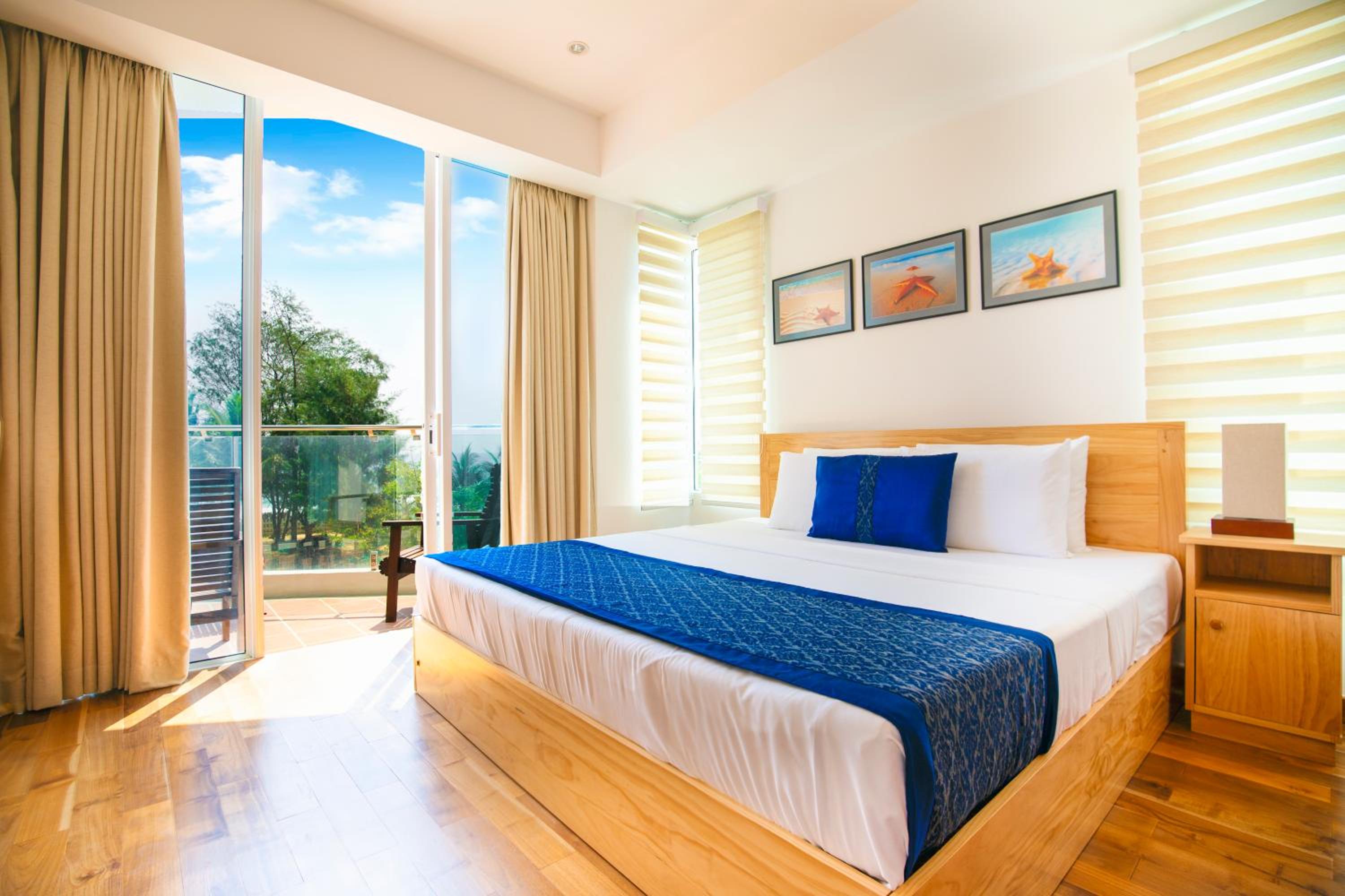 Deluxe Apartment