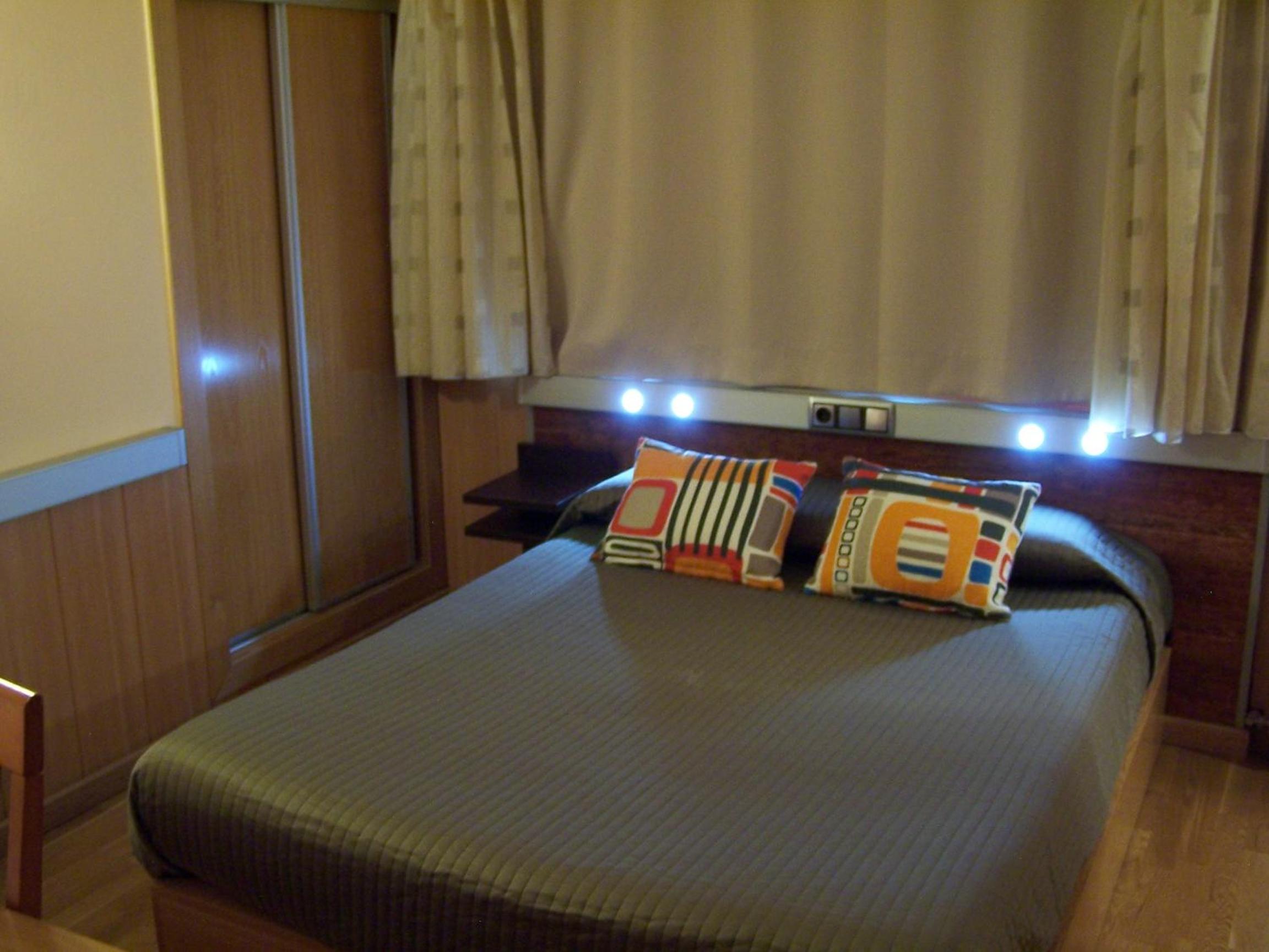 Basic Double Room - Photo 7