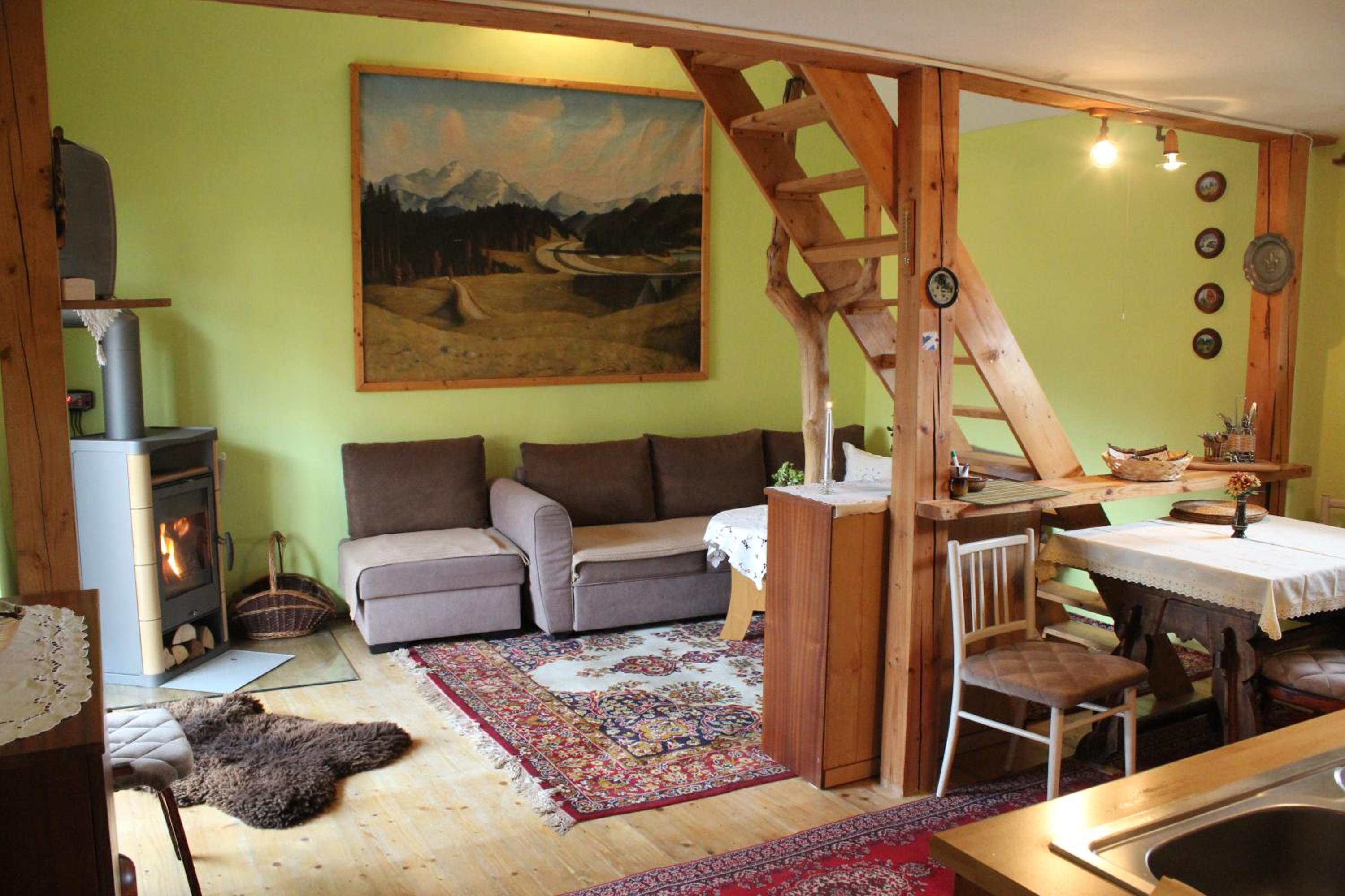 Apartment with a tile stove photo 1