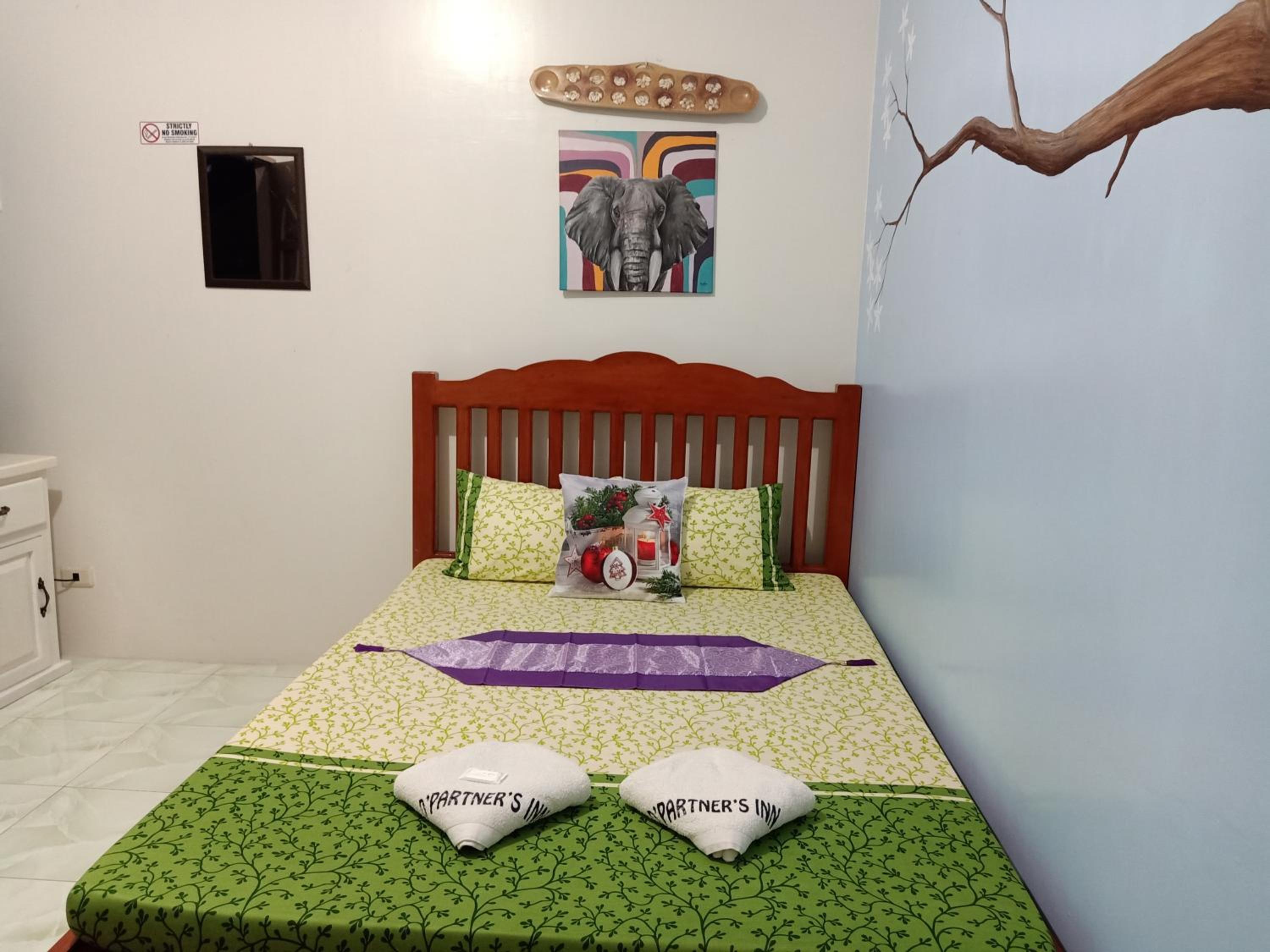 Double Room with Private Bathroom - Photo 30