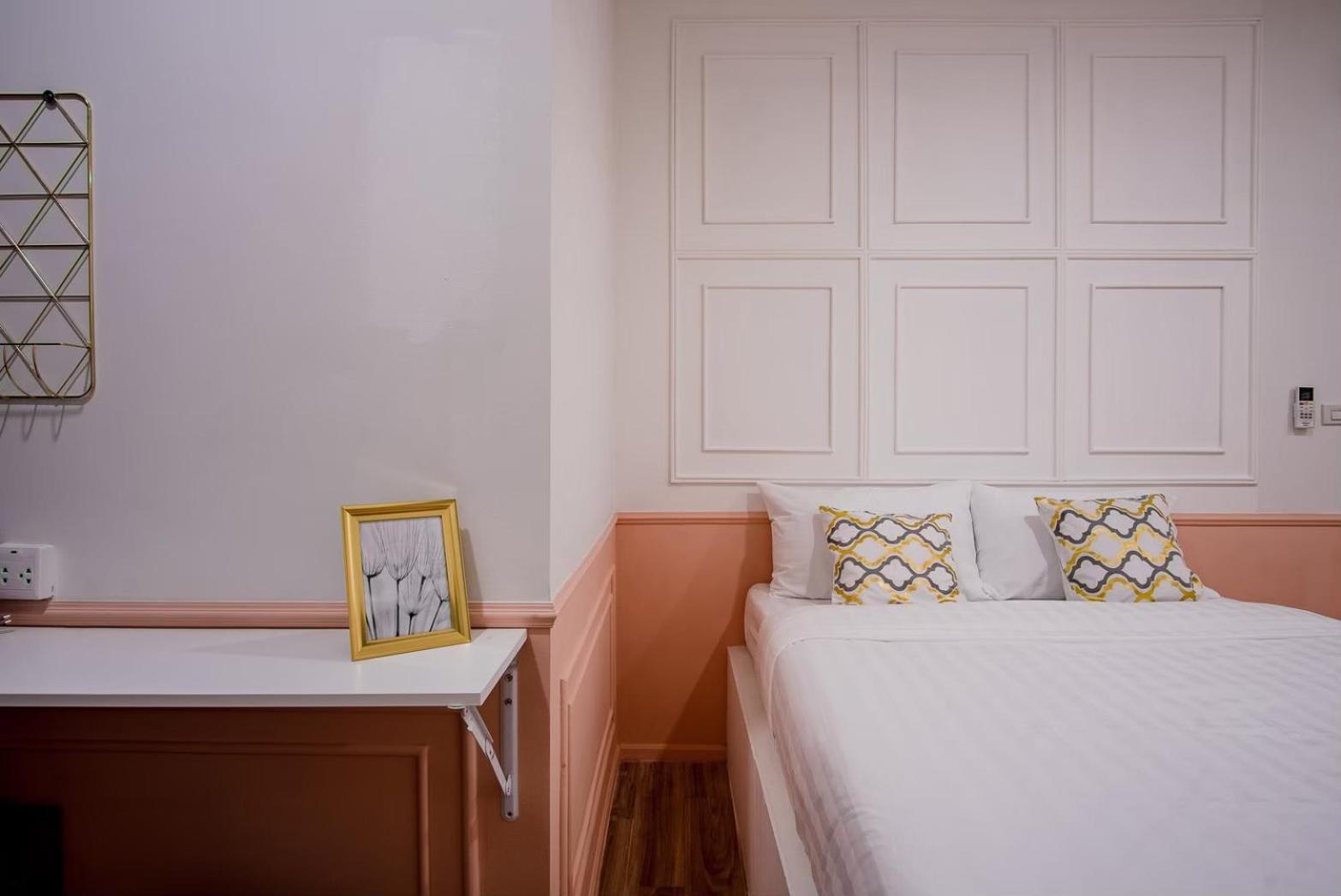 Deluxe Room - Photo 14