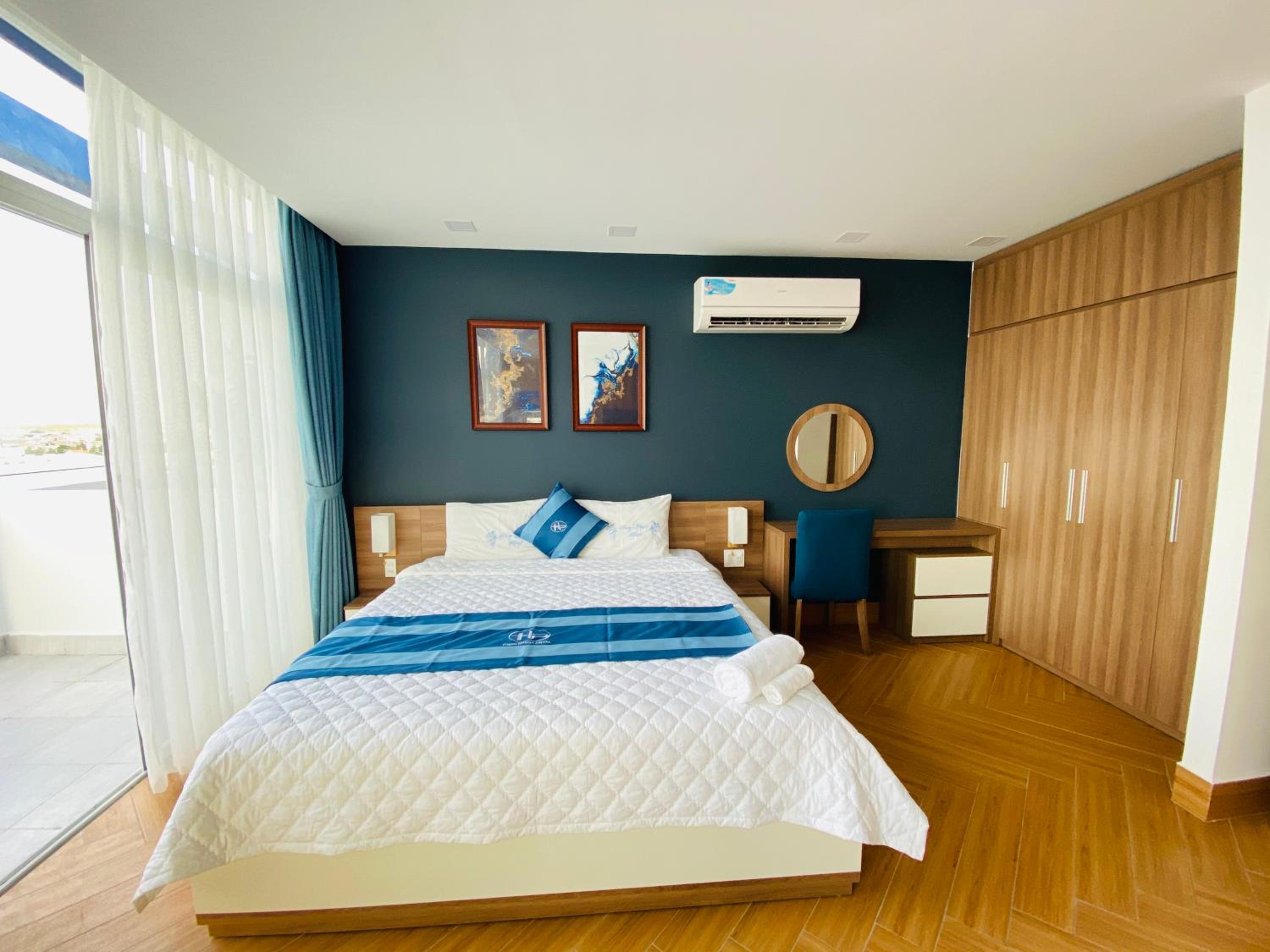 Penthouse Apartment photo 2