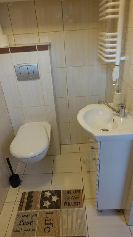 Standard Double or Twin Room photo 3